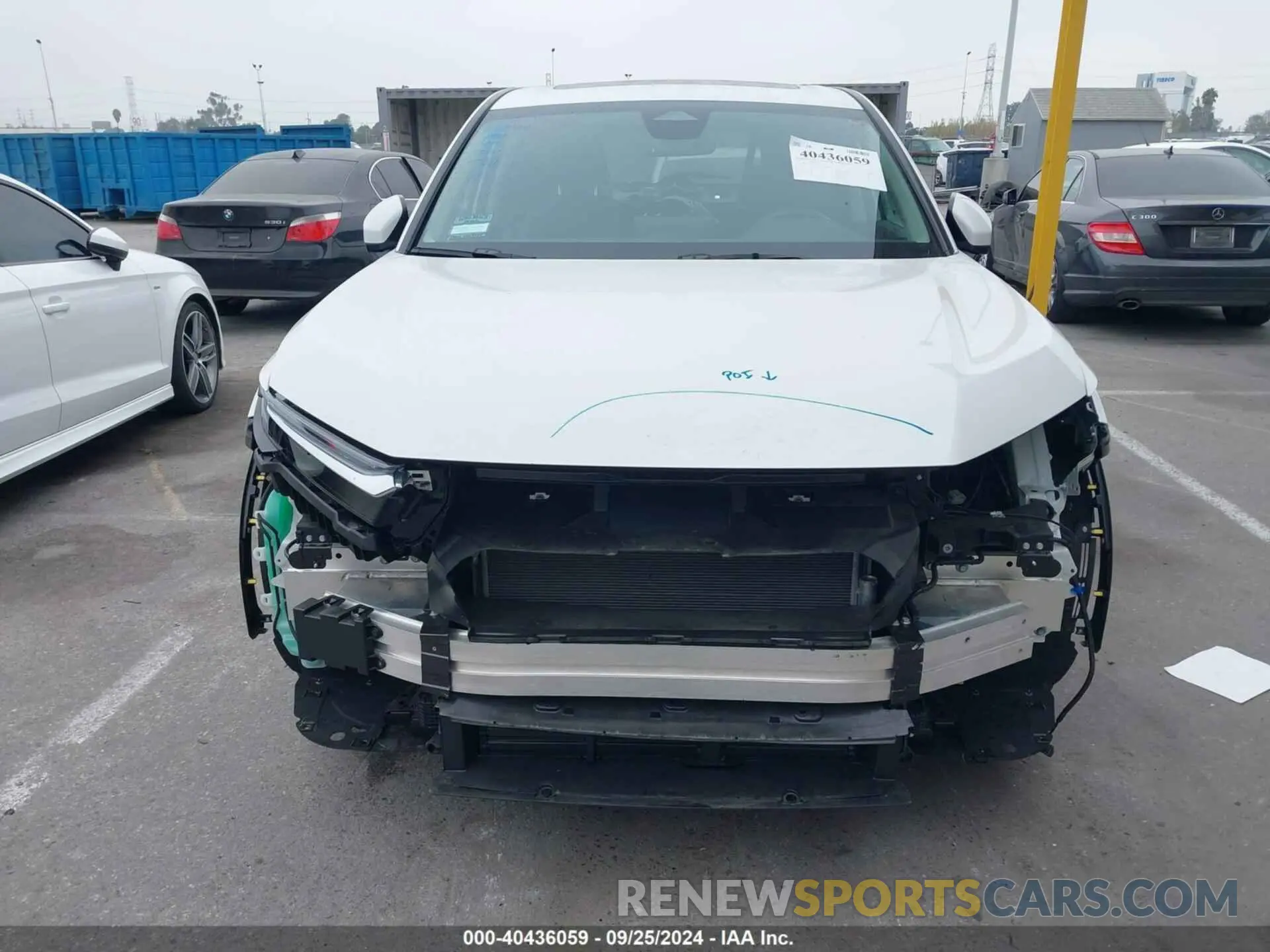 13 Photograph of a damaged car 2HKRS3H76RH322677 HONDA CR-V 2024