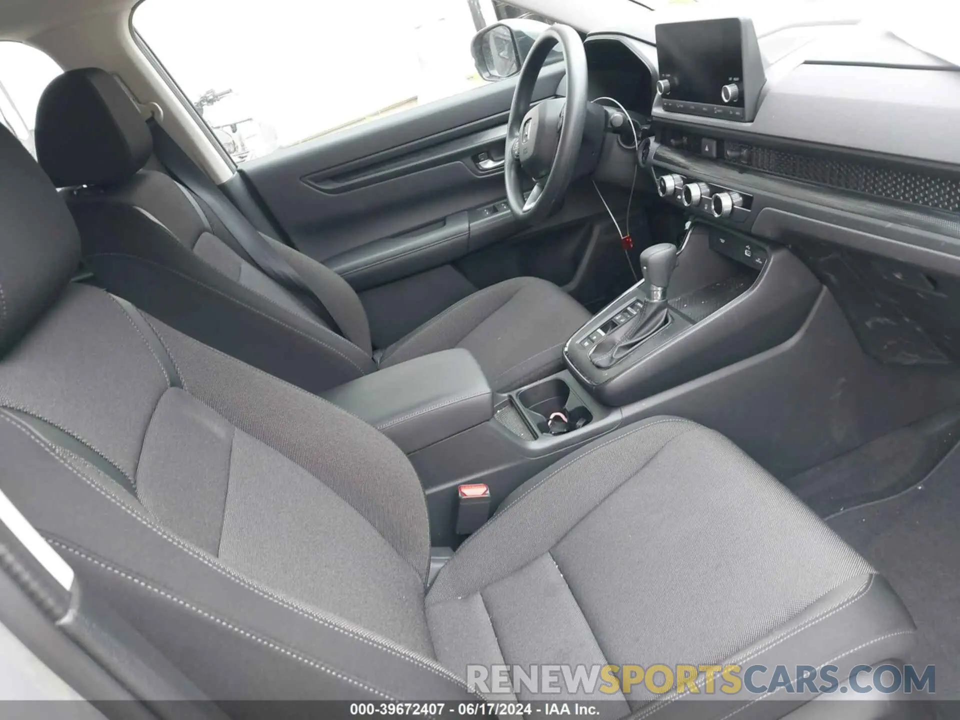 5 Photograph of a damaged car 2HKRS4H20RH436605 HONDA CR-V 2024