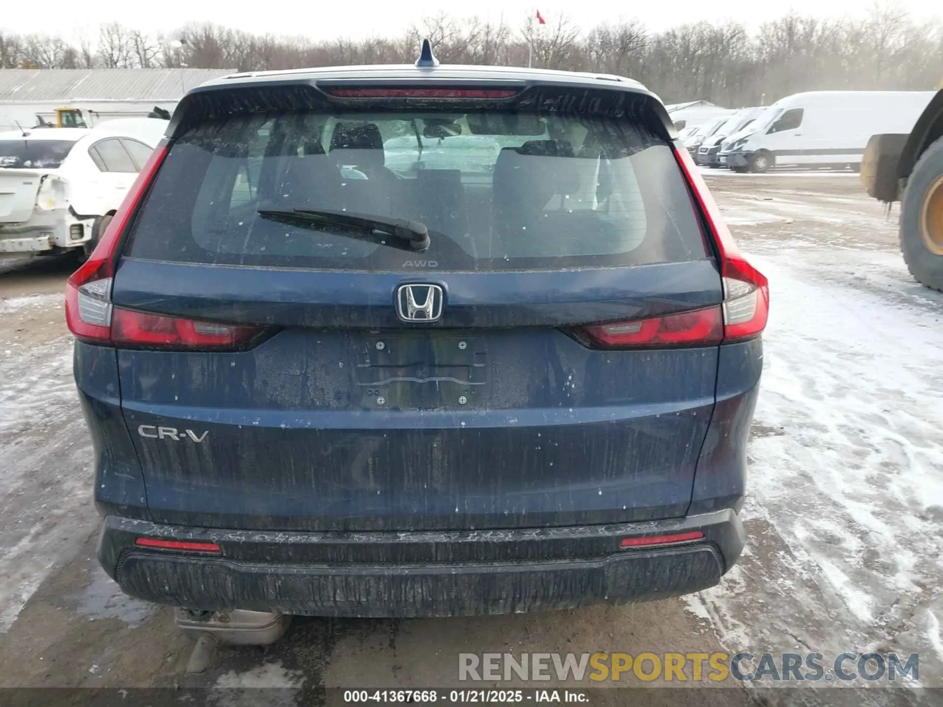 15 Photograph of a damaged car 2HKRS4H22RH430255 HONDA CR-V 2024