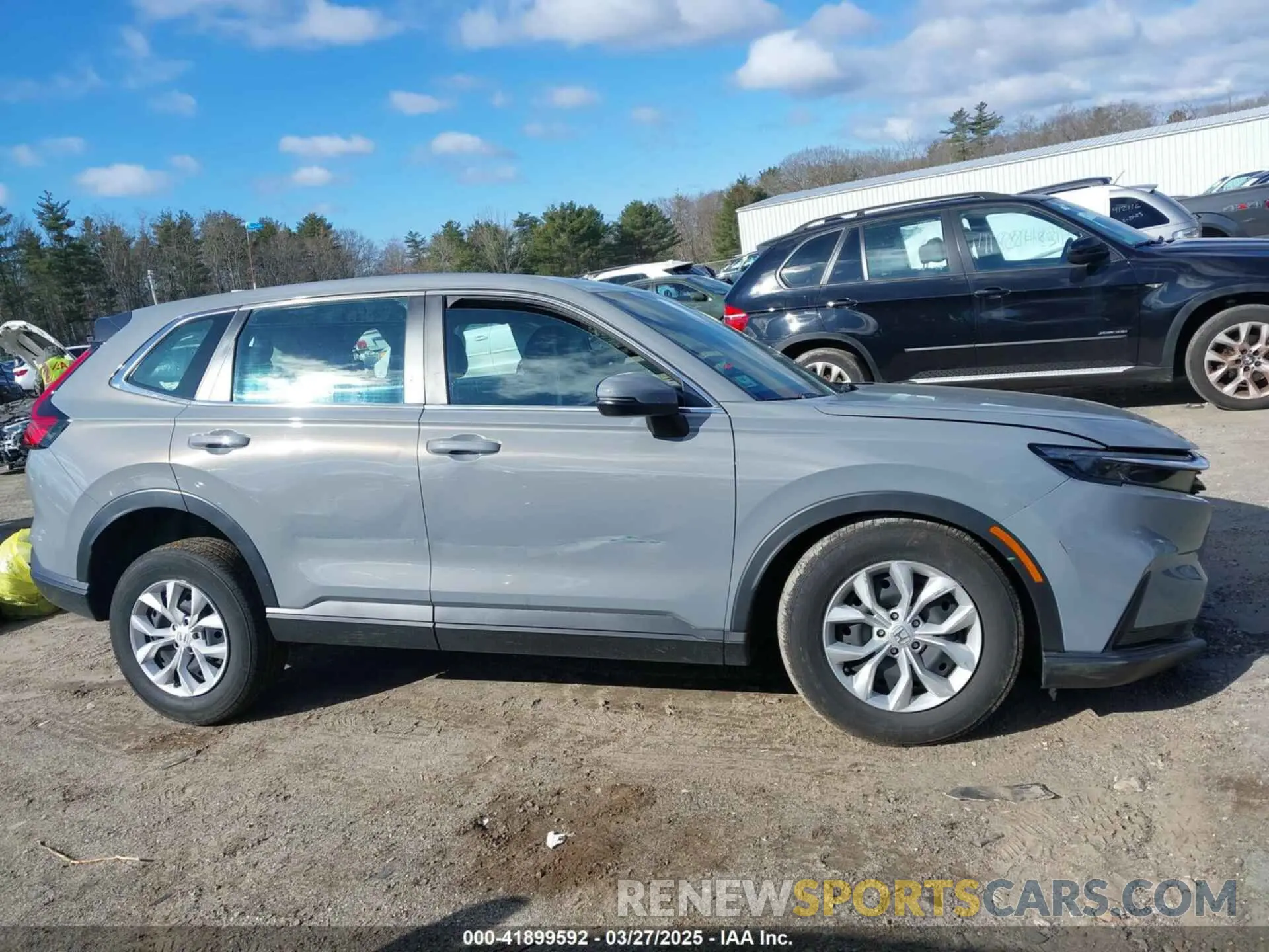14 Photograph of a damaged car 2HKRS4H25RH430752 HONDA CR-V 2024