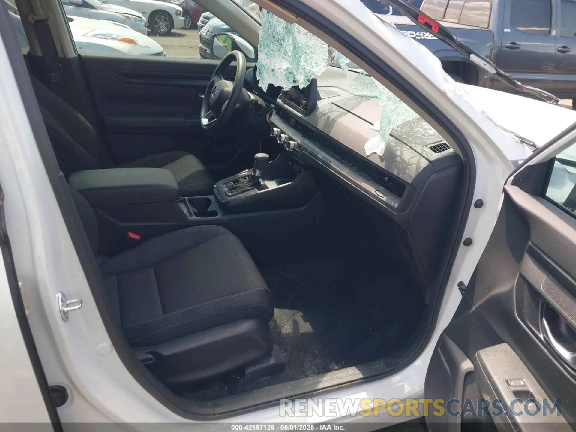 5 Photograph of a damaged car 2HKRS4H40RH442650 HONDA CR-V 2024