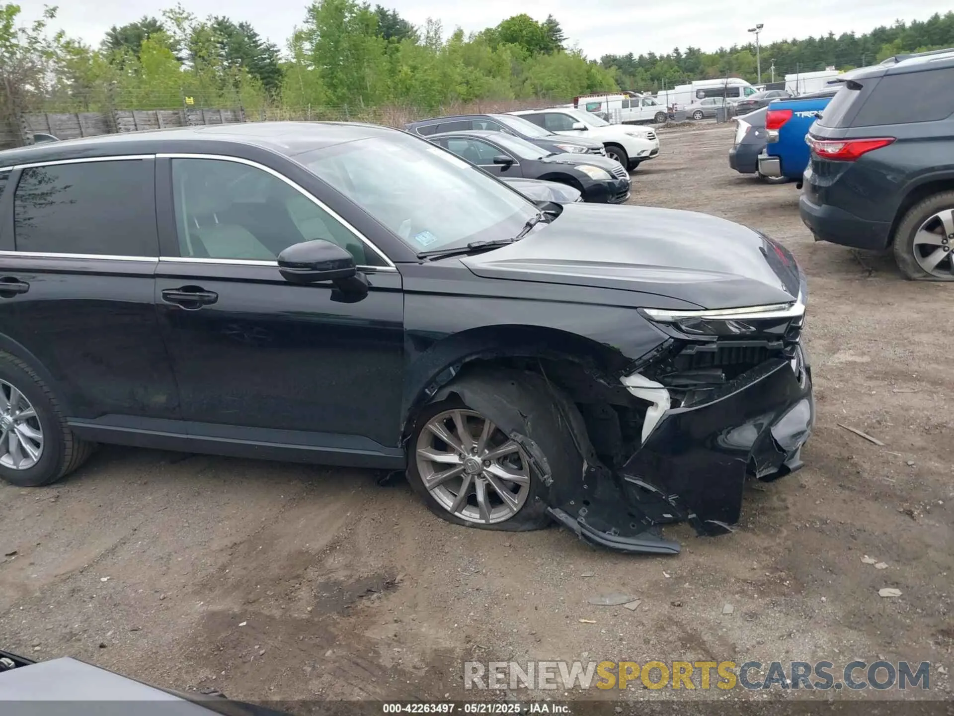 13 Photograph of a damaged car 2HKRS4H40RH454510 HONDA CR-V 2024