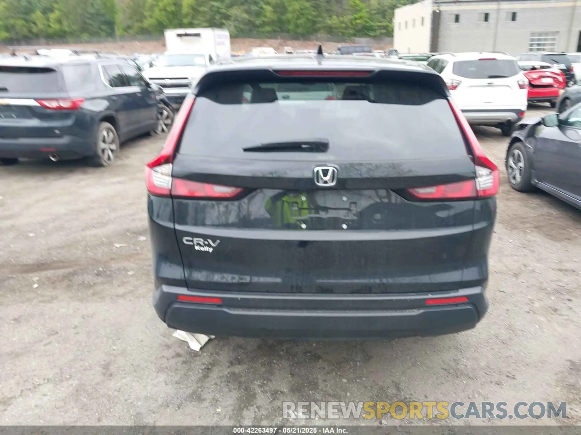 16 Photograph of a damaged car 2HKRS4H40RH454510 HONDA CR-V 2024