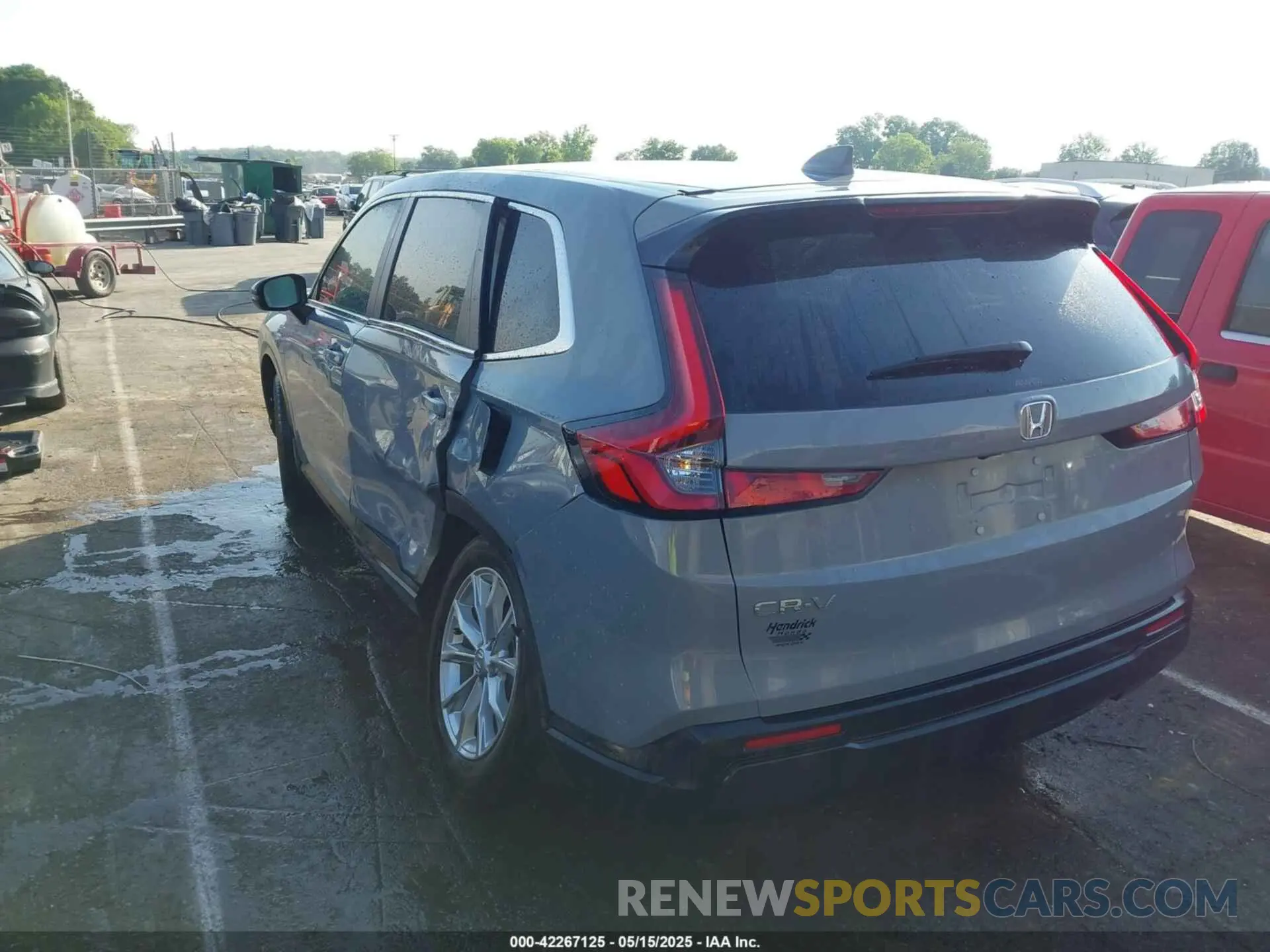 3 Photograph of a damaged car 2HKRS4H41RH418292 HONDA CR-V 2024
