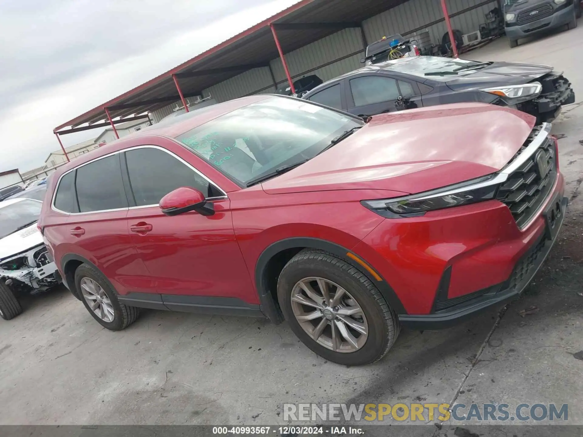 14 Photograph of a damaged car 2HKRS4H41RH438235 HONDA CR-V 2024