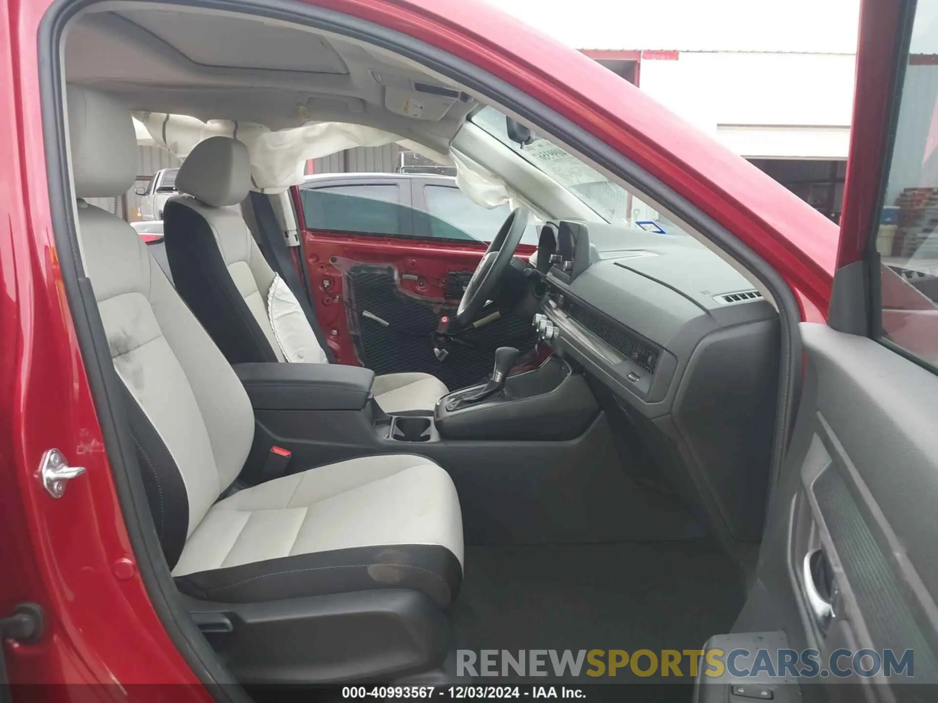 5 Photograph of a damaged car 2HKRS4H41RH438235 HONDA CR-V 2024