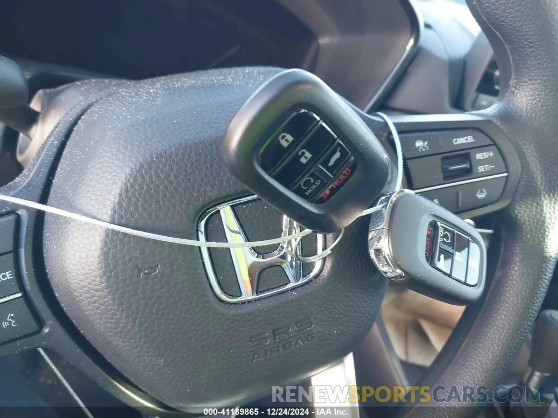 11 Photograph of a damaged car 2HKRS4H43RH443467 HONDA CR-V 2024