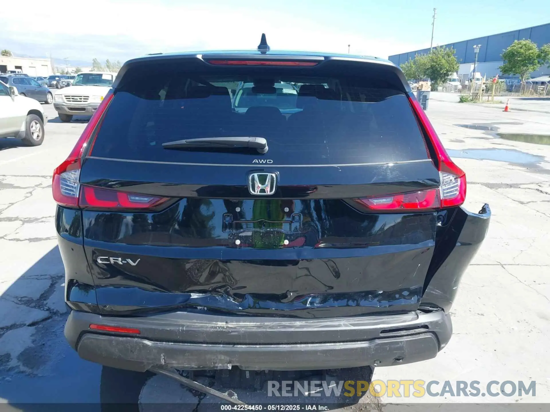 16 Photograph of a damaged car 2HKRS4H44RH435085 HONDA CR-V 2024