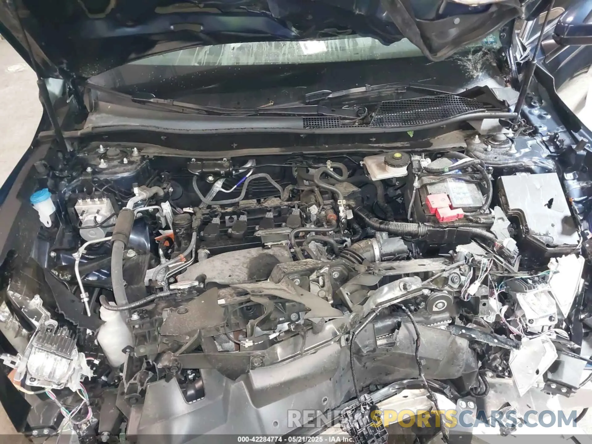 10 Photograph of a damaged car 2HKRS4H44RH455465 HONDA CR-V 2024