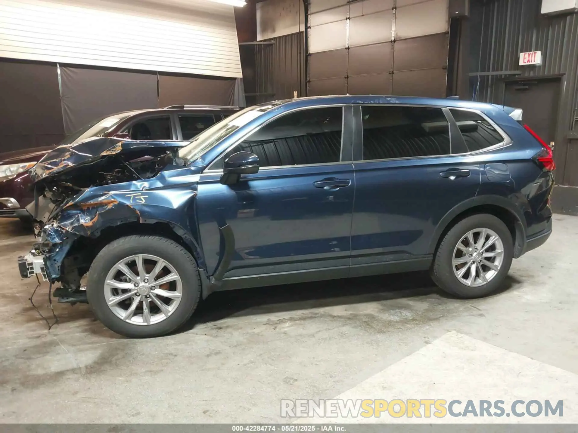 15 Photograph of a damaged car 2HKRS4H44RH455465 HONDA CR-V 2024