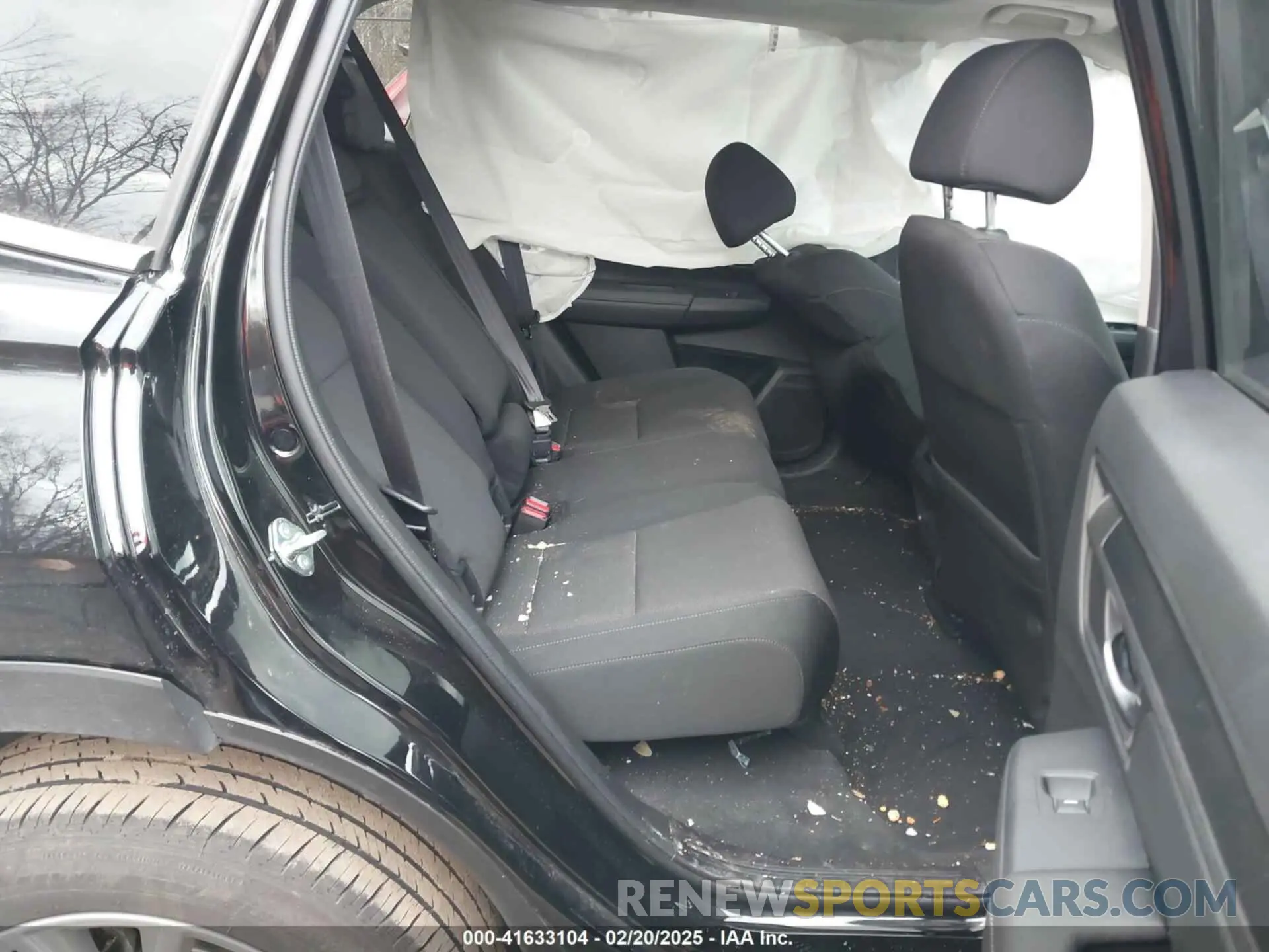 8 Photograph of a damaged car 2HKRS4H45RH456219 HONDA CR-V 2024