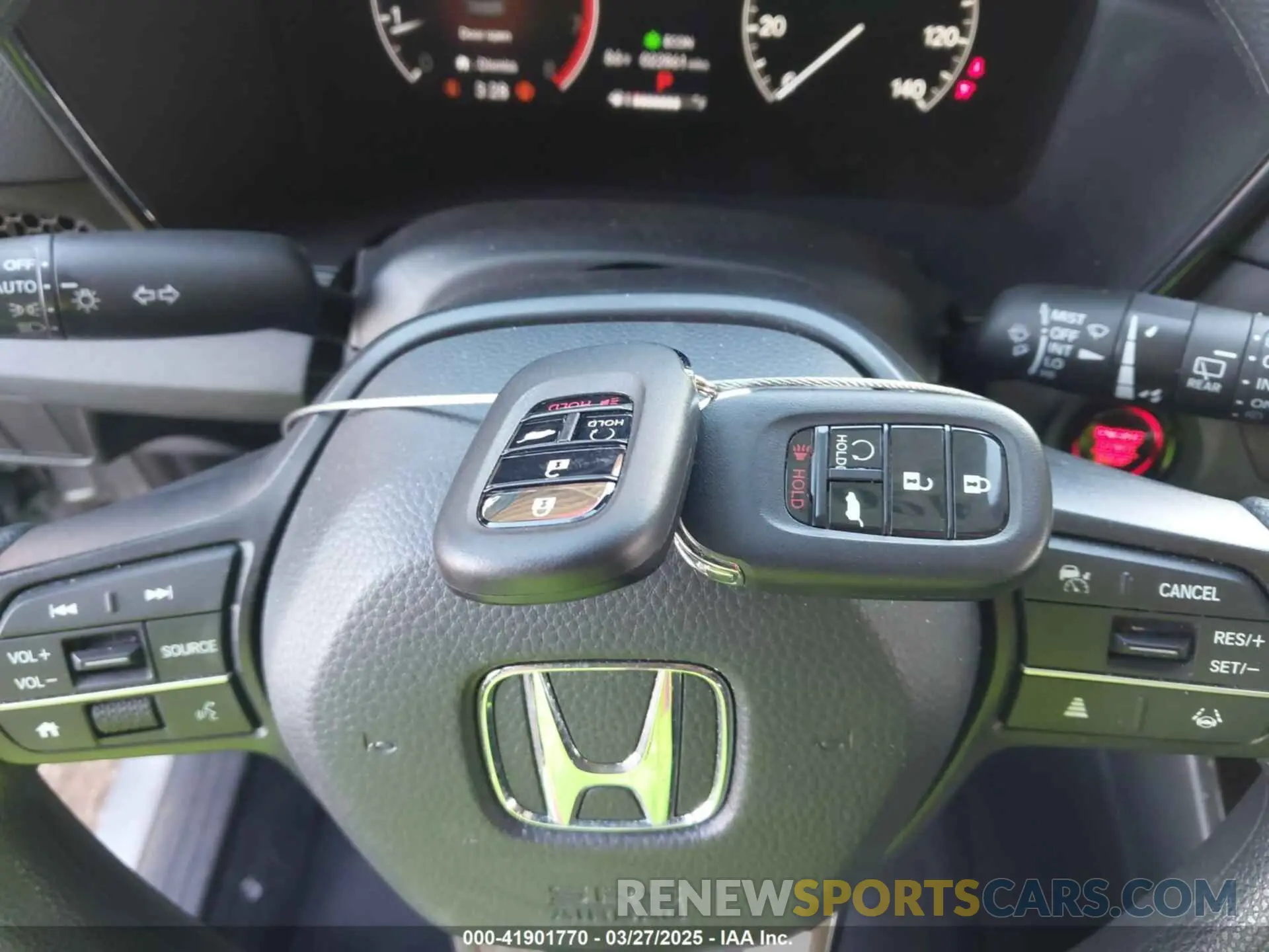 11 Photograph of a damaged car 2HKRS4H47RH416725 HONDA CR-V 2024