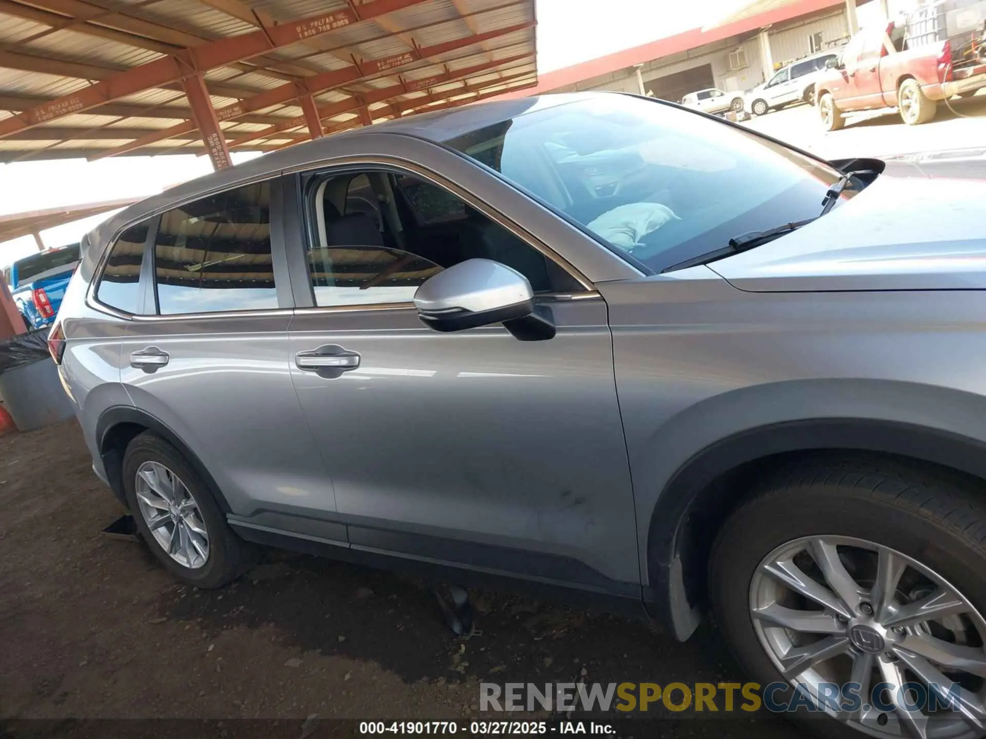 13 Photograph of a damaged car 2HKRS4H47RH416725 HONDA CR-V 2024