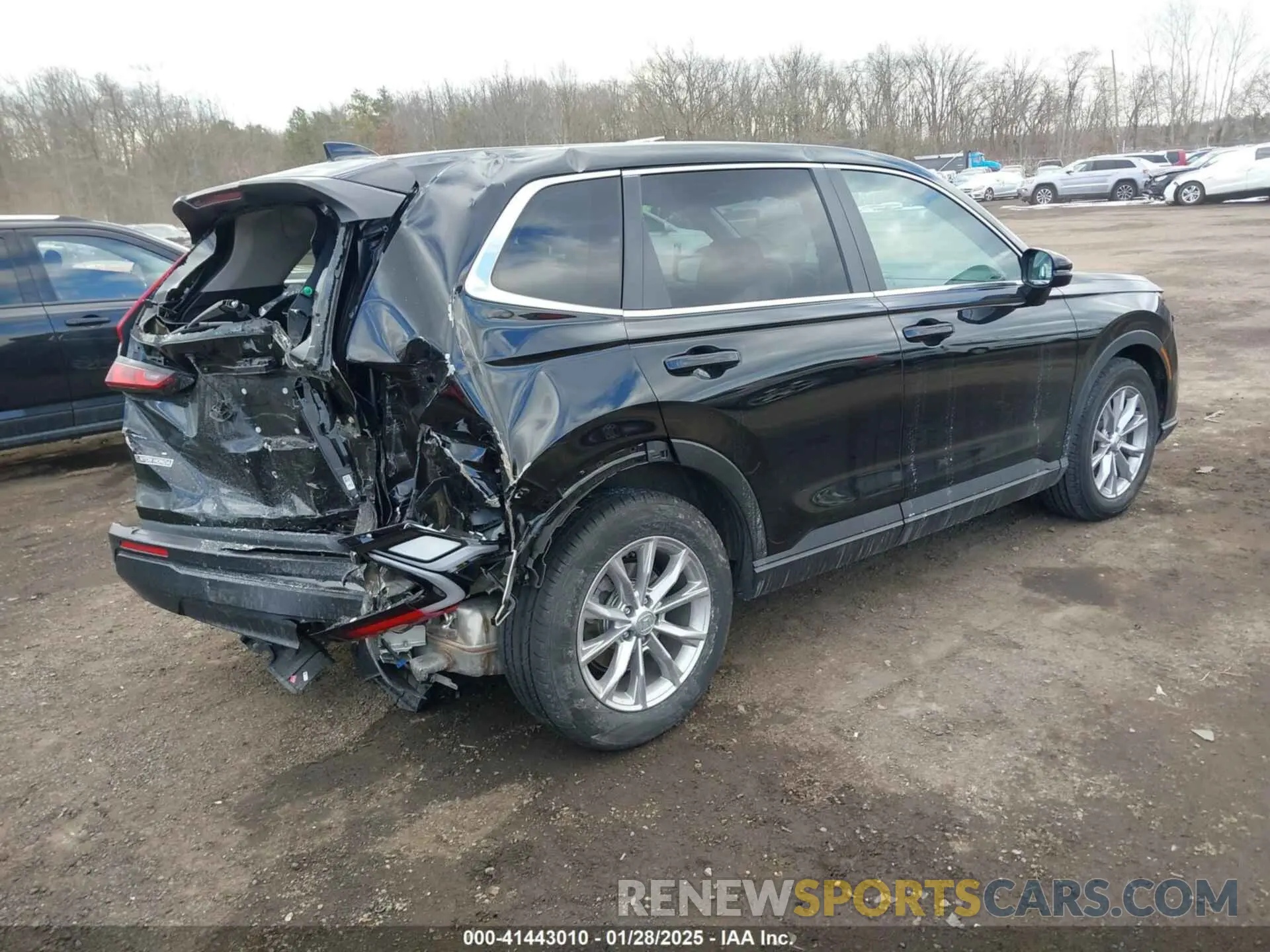4 Photograph of a damaged car 2HKRS4H48RH414529 HONDA CR-V 2024