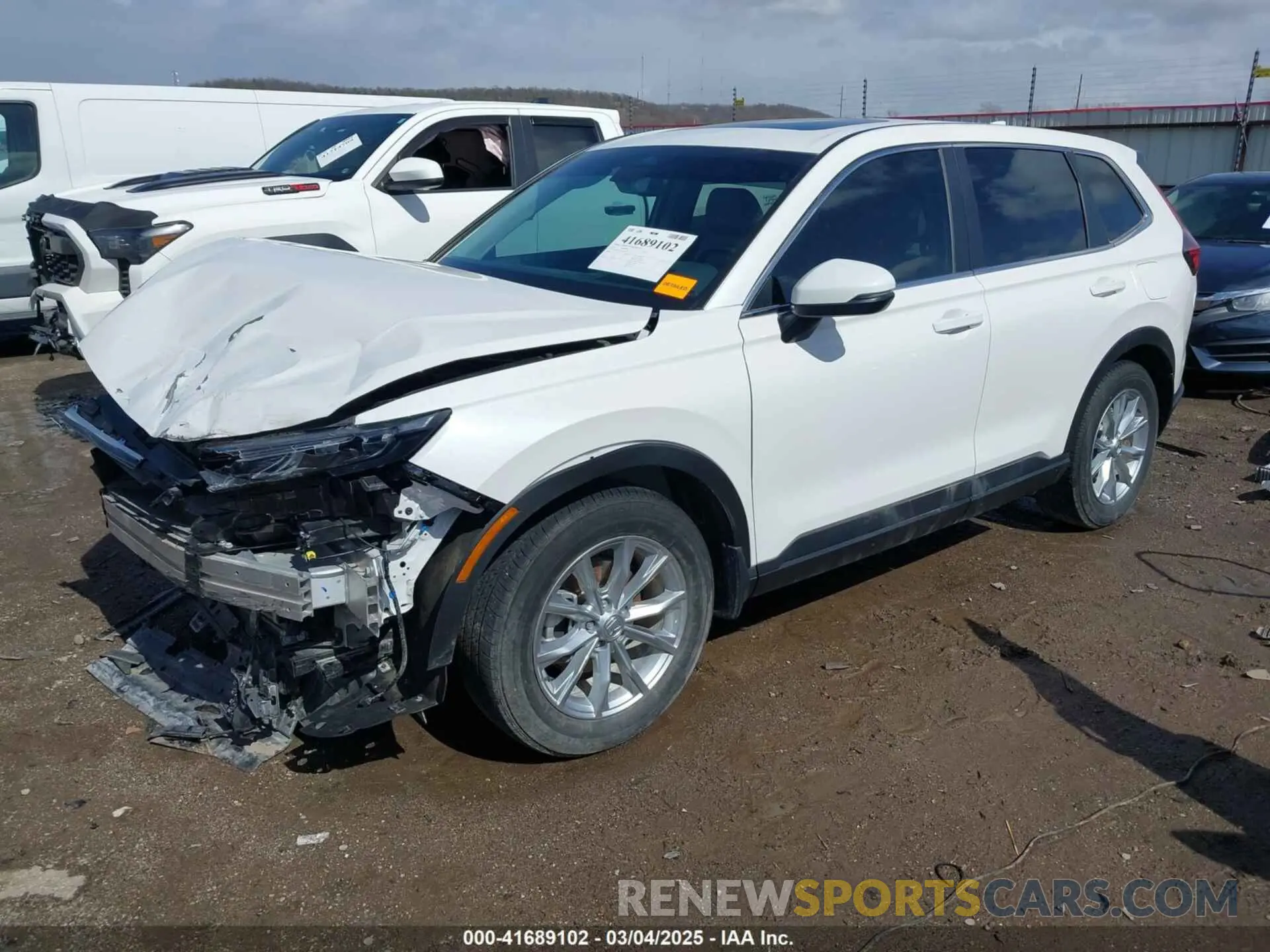 2 Photograph of a damaged car 2HKRS4H4XRH468334 HONDA CR-V 2024
