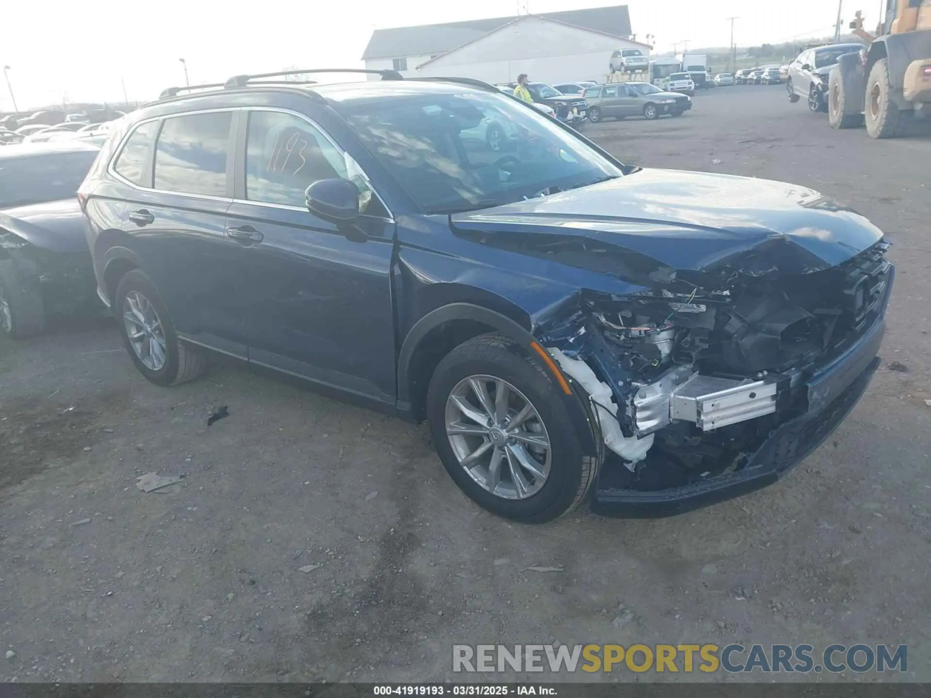 1 Photograph of a damaged car 2HKRS4H4XRH468852 HONDA CR-V 2024
