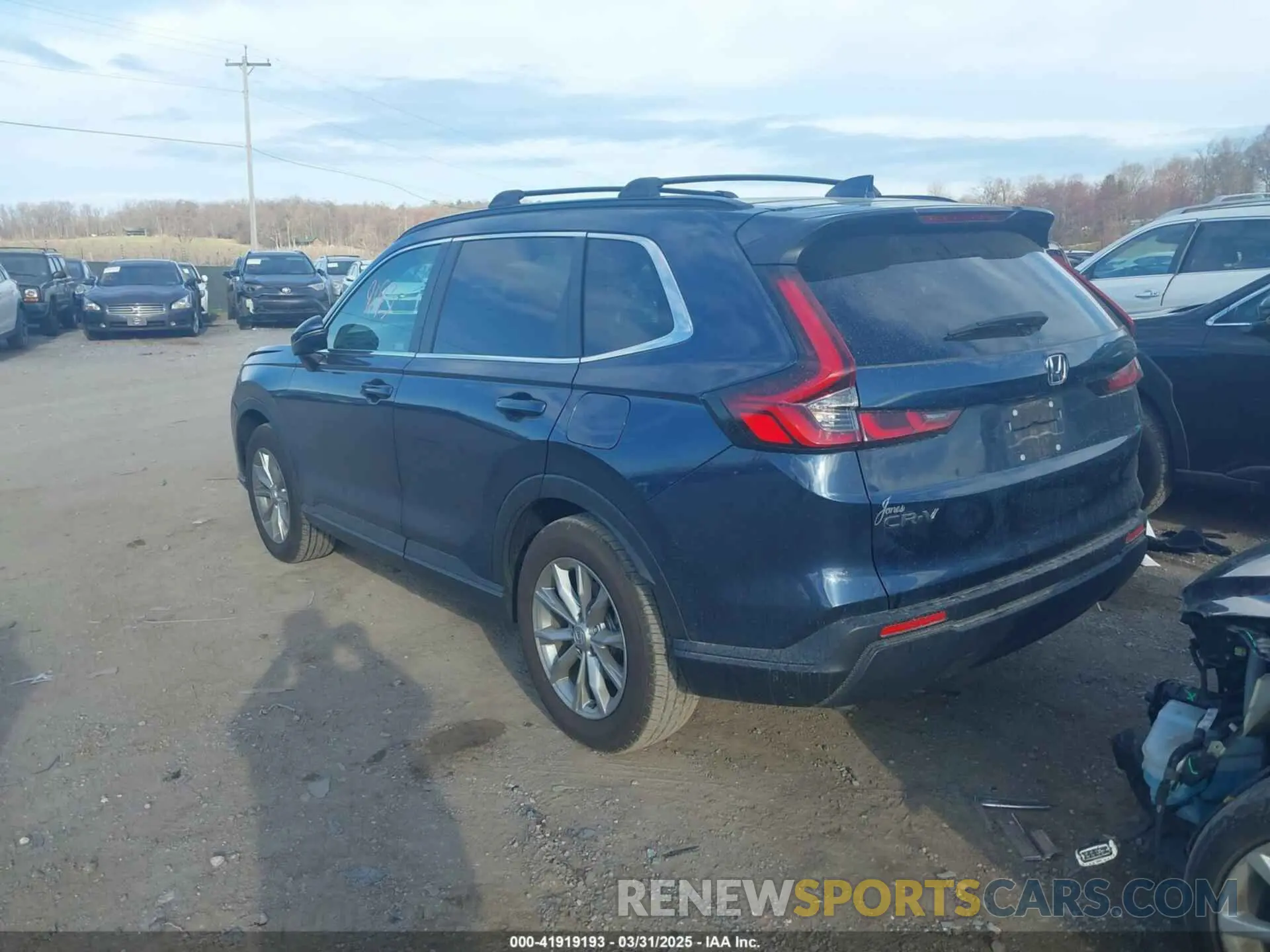 3 Photograph of a damaged car 2HKRS4H4XRH468852 HONDA CR-V 2024