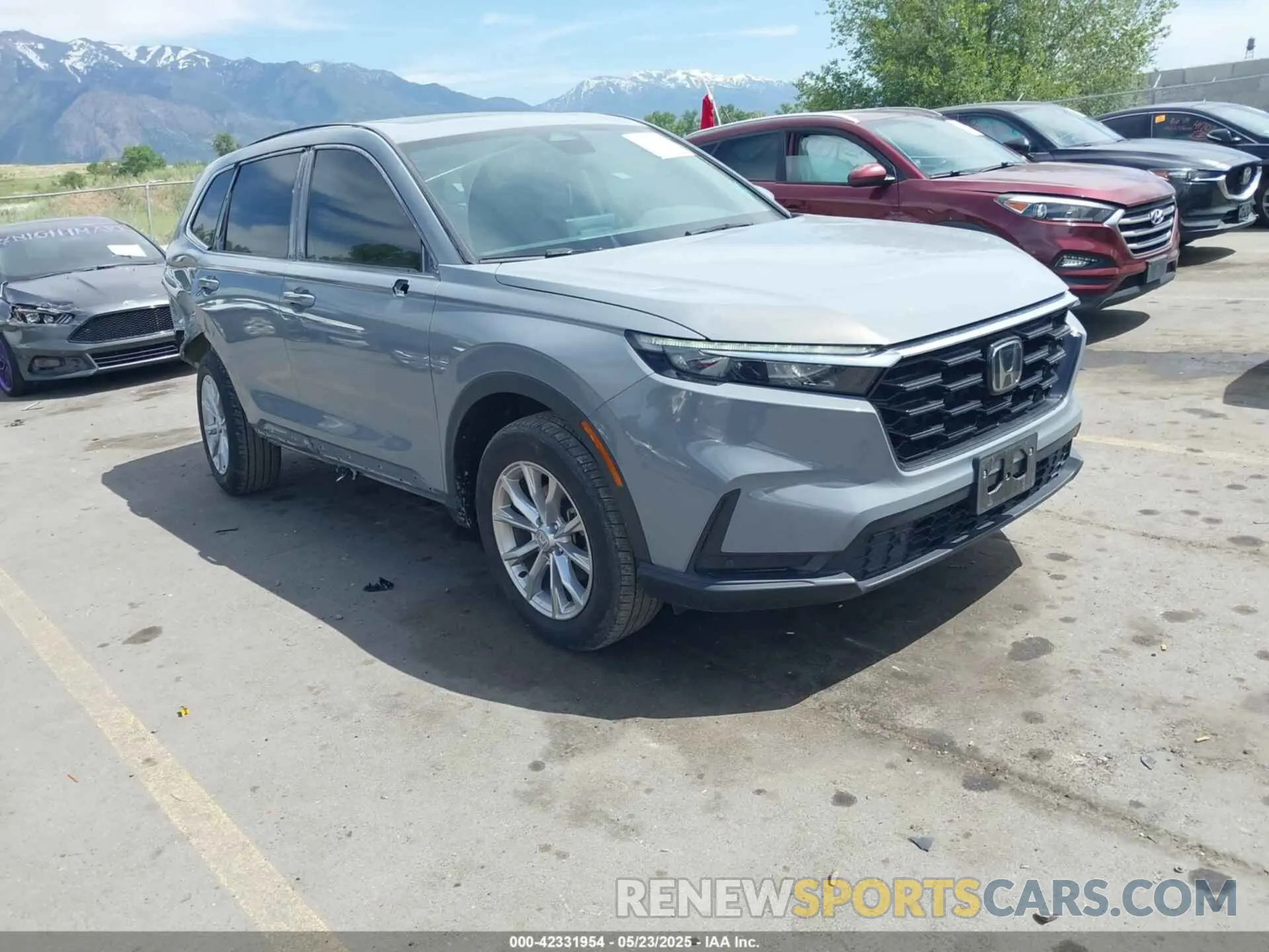 1 Photograph of a damaged car 2HKRS4H71RH416844 HONDA CR-V 2024