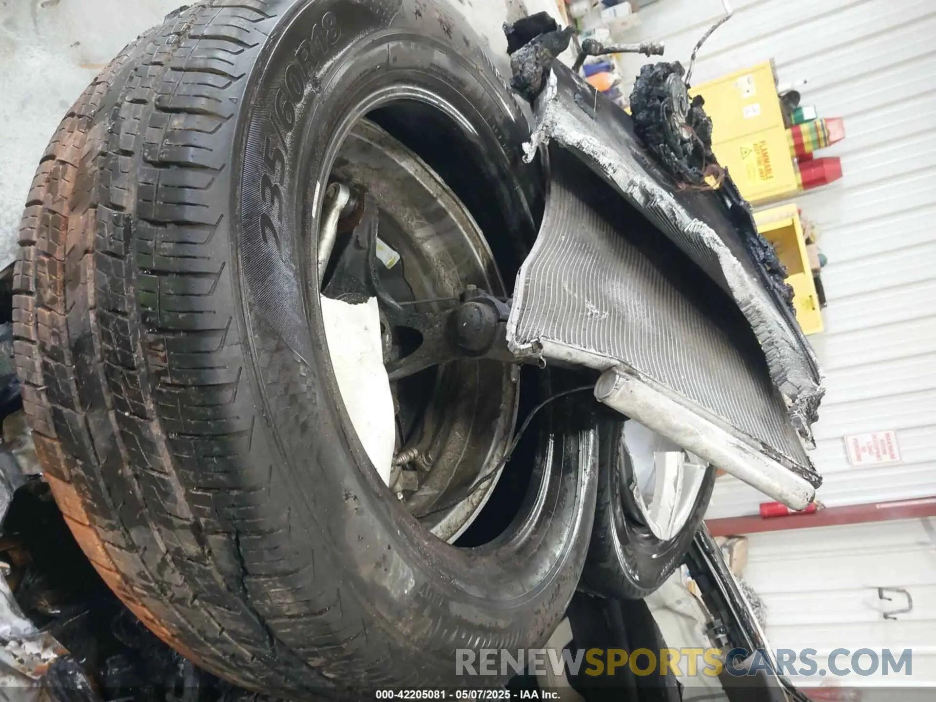 11 Photograph of a damaged car 2HKRS4H71RH431036 HONDA CR-V 2024