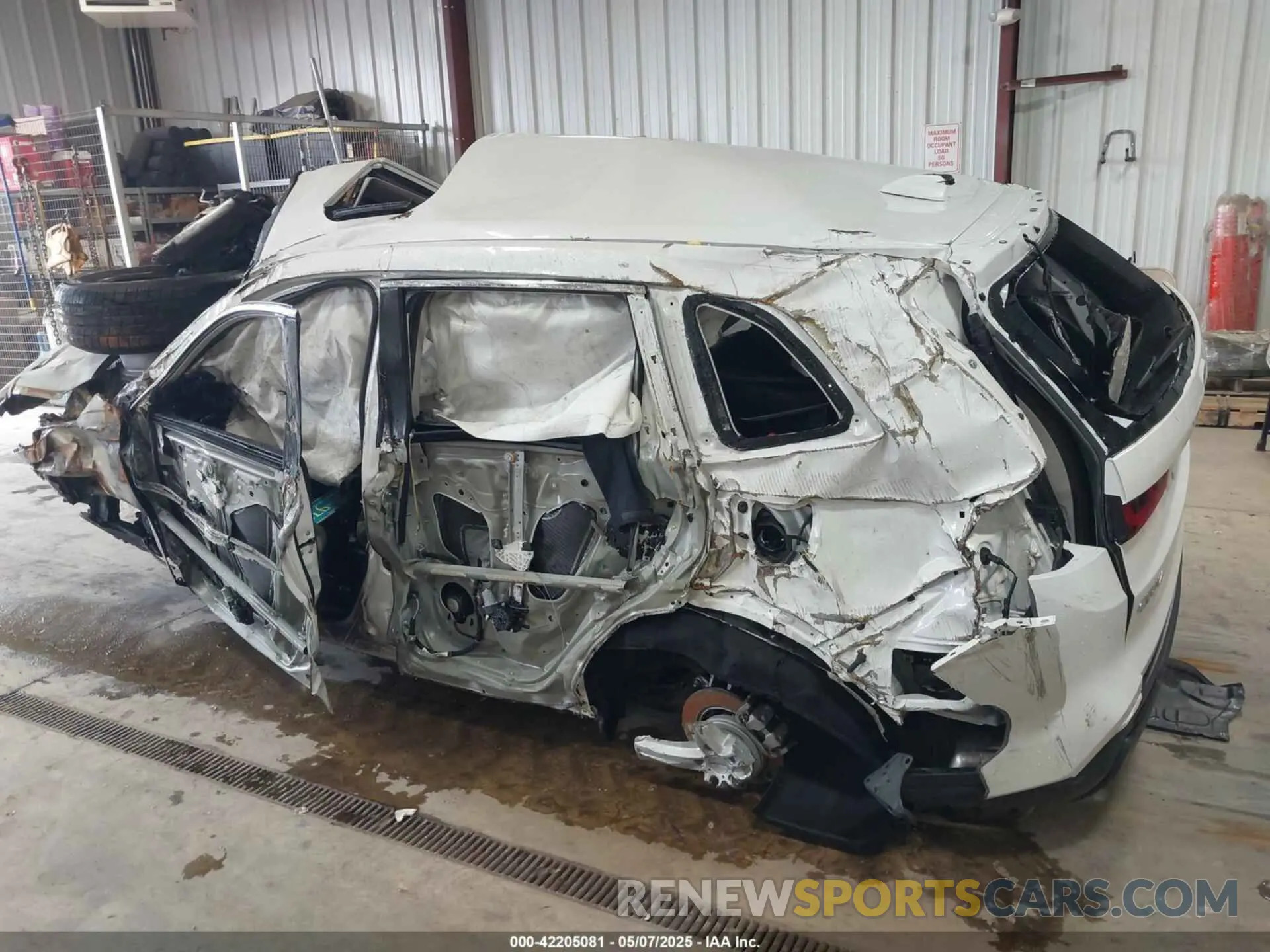 14 Photograph of a damaged car 2HKRS4H71RH431036 HONDA CR-V 2024
