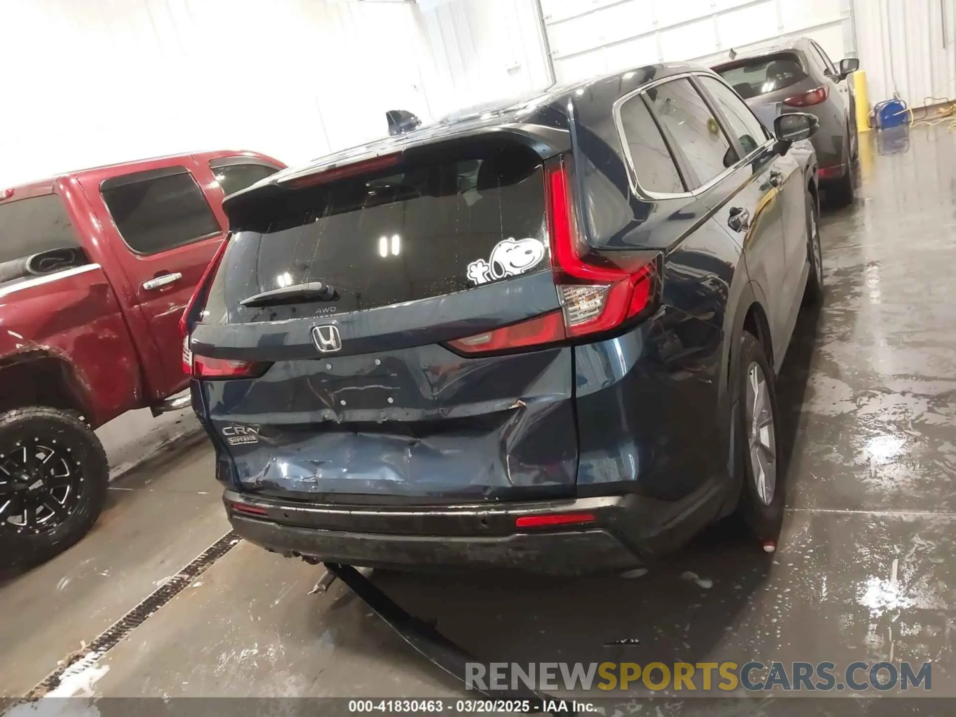 16 Photograph of a damaged car 2HKRS4H72RH428517 HONDA CR-V 2024