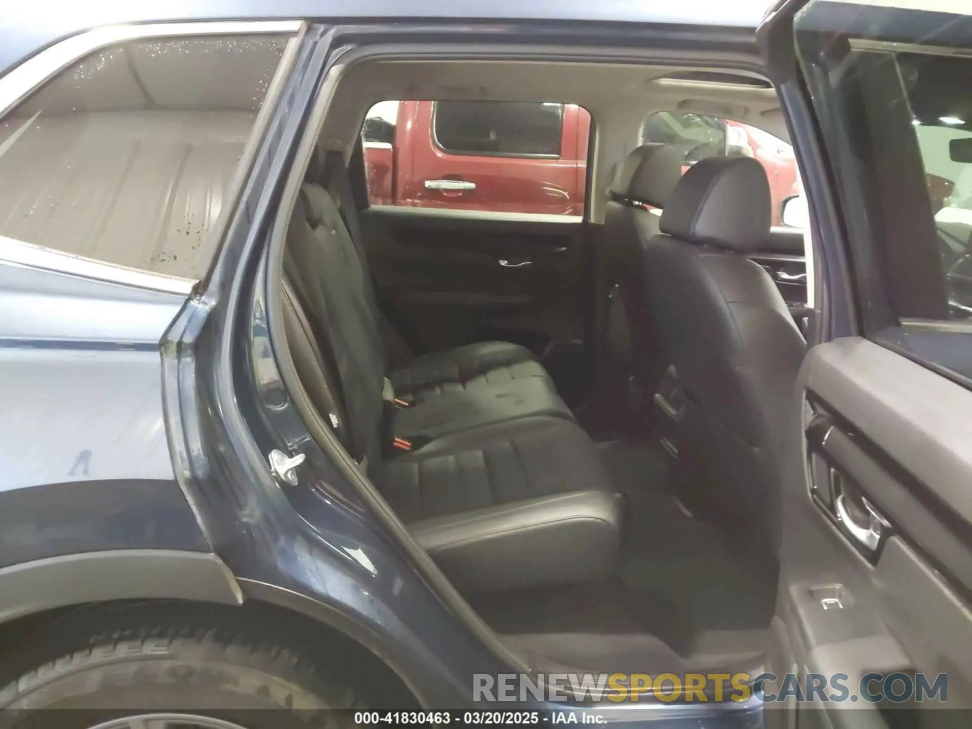 8 Photograph of a damaged car 2HKRS4H72RH428517 HONDA CR-V 2024