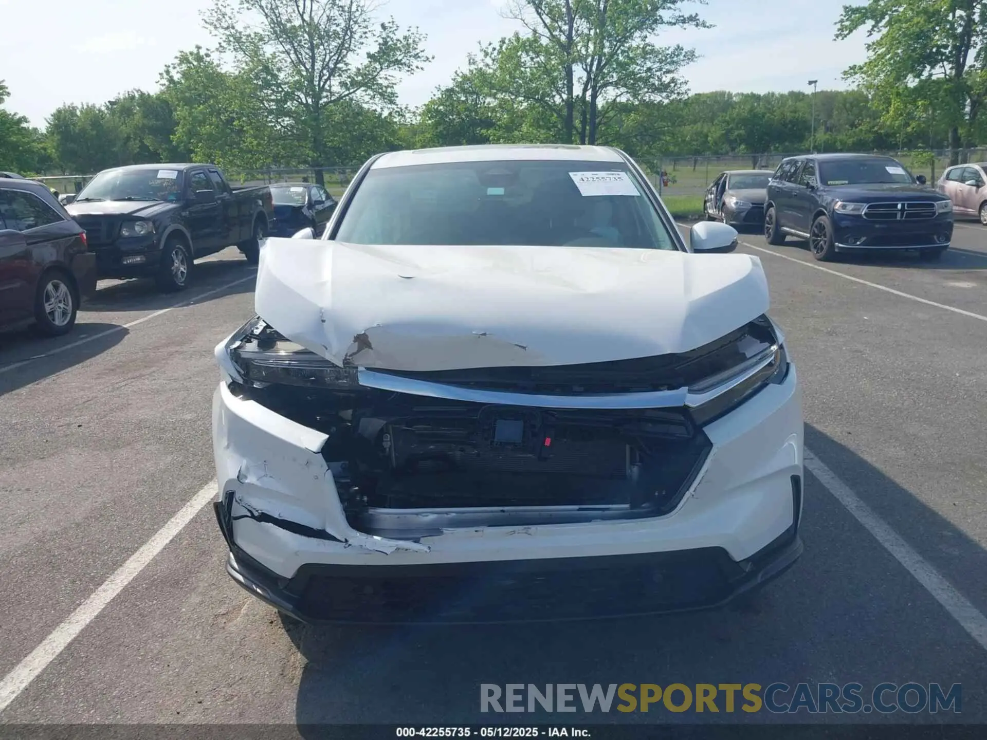 11 Photograph of a damaged car 2HKRS4H72RH437847 HONDA CR-V 2024