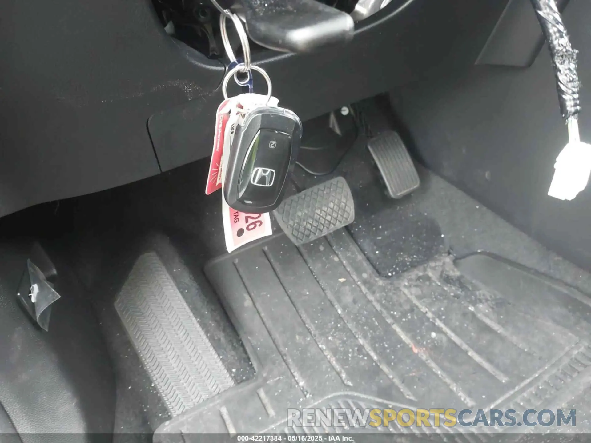11 Photograph of a damaged car 2HKRS4H72RH484540 HONDA CR-V 2024
