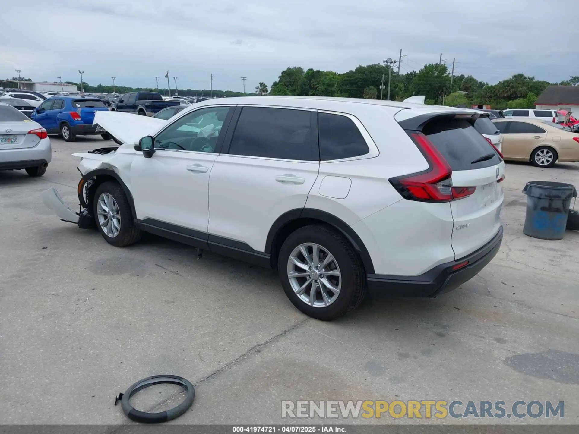 3 Photograph of a damaged car 2HKRS4H75RH445053 HONDA CR-V 2024