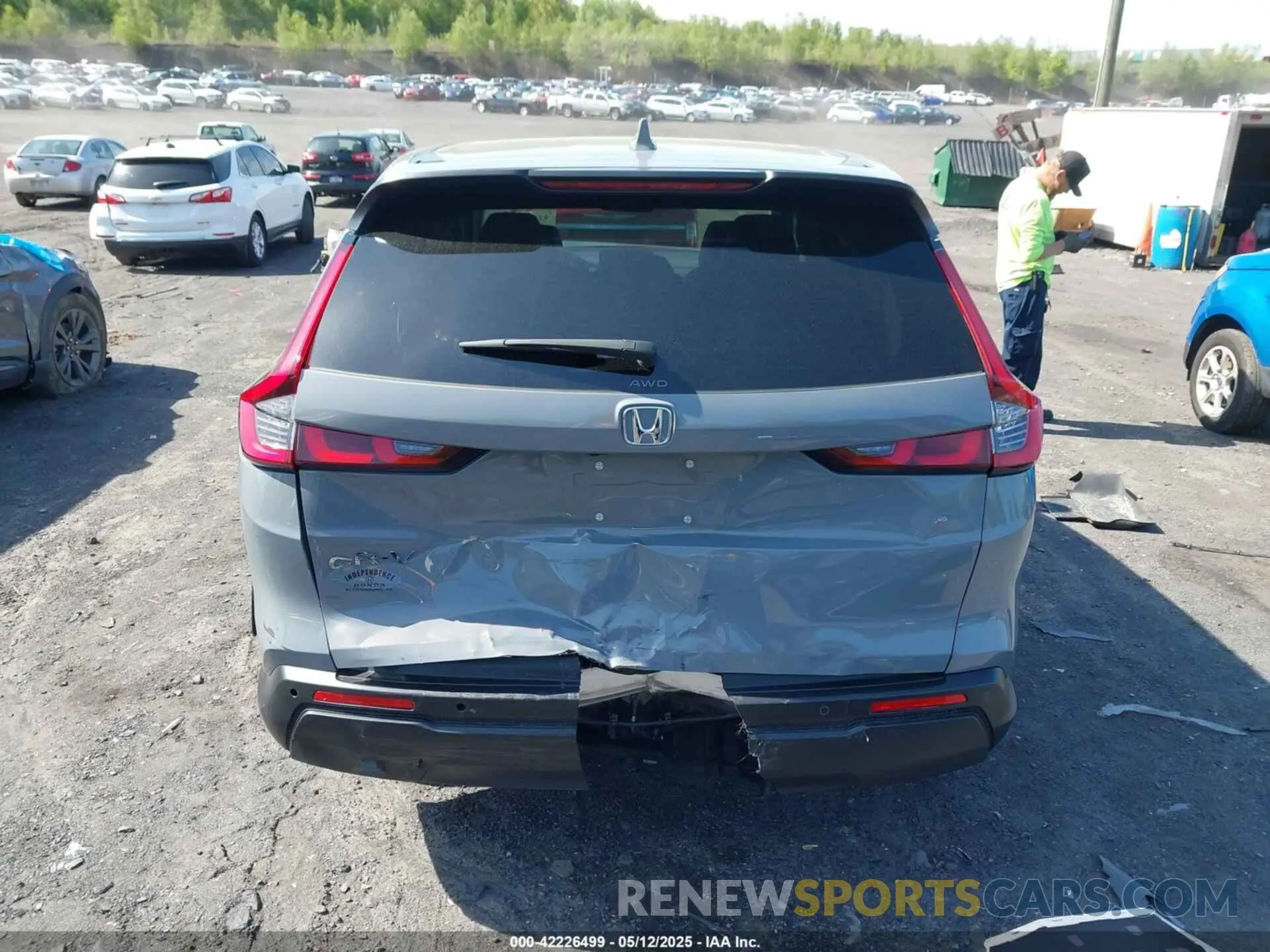 16 Photograph of a damaged car 2HKRS4H75RH478764 HONDA CR-V 2024