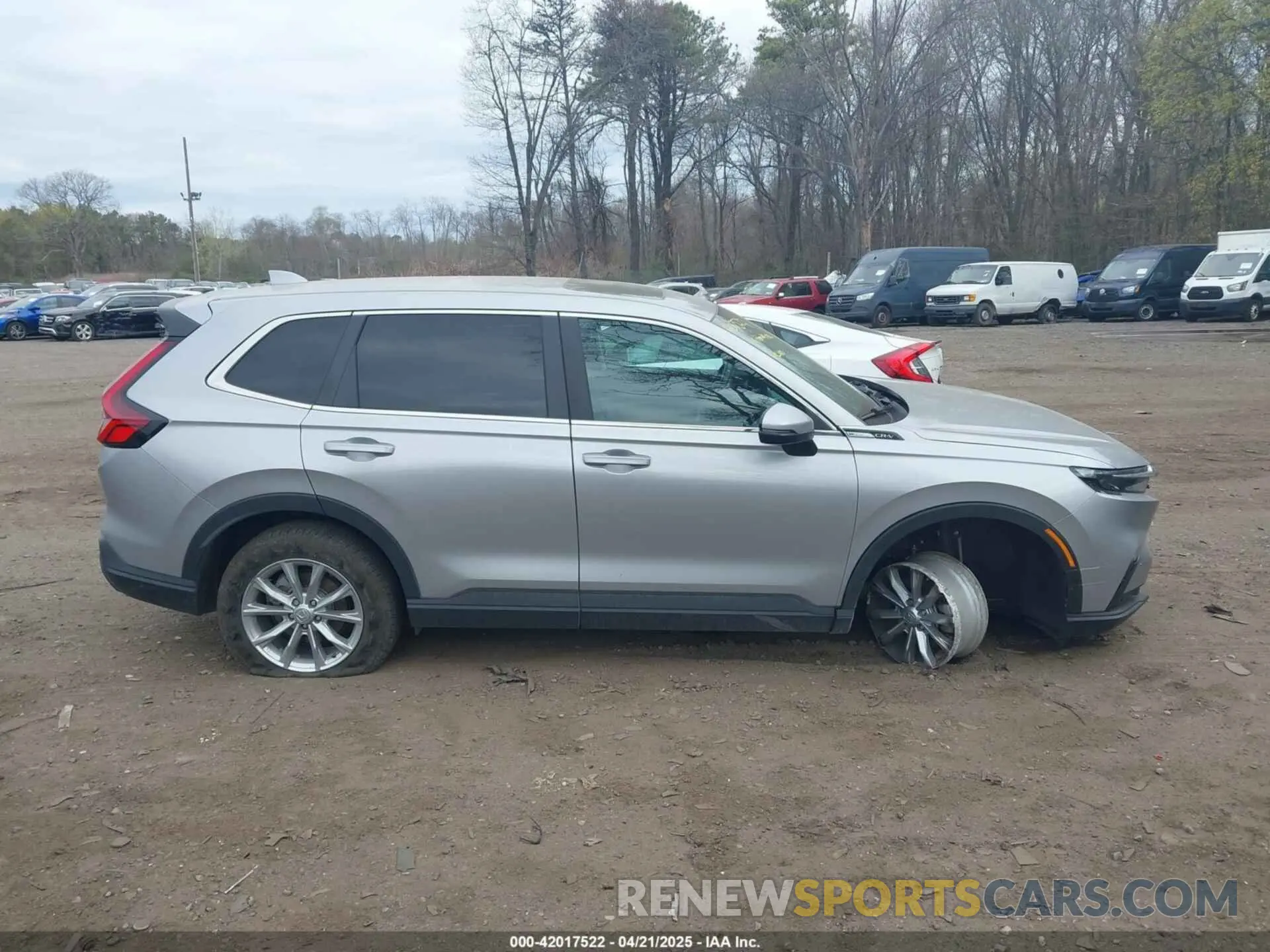 13 Photograph of a damaged car 2HKRS4H76RH468230 HONDA CR-V 2024