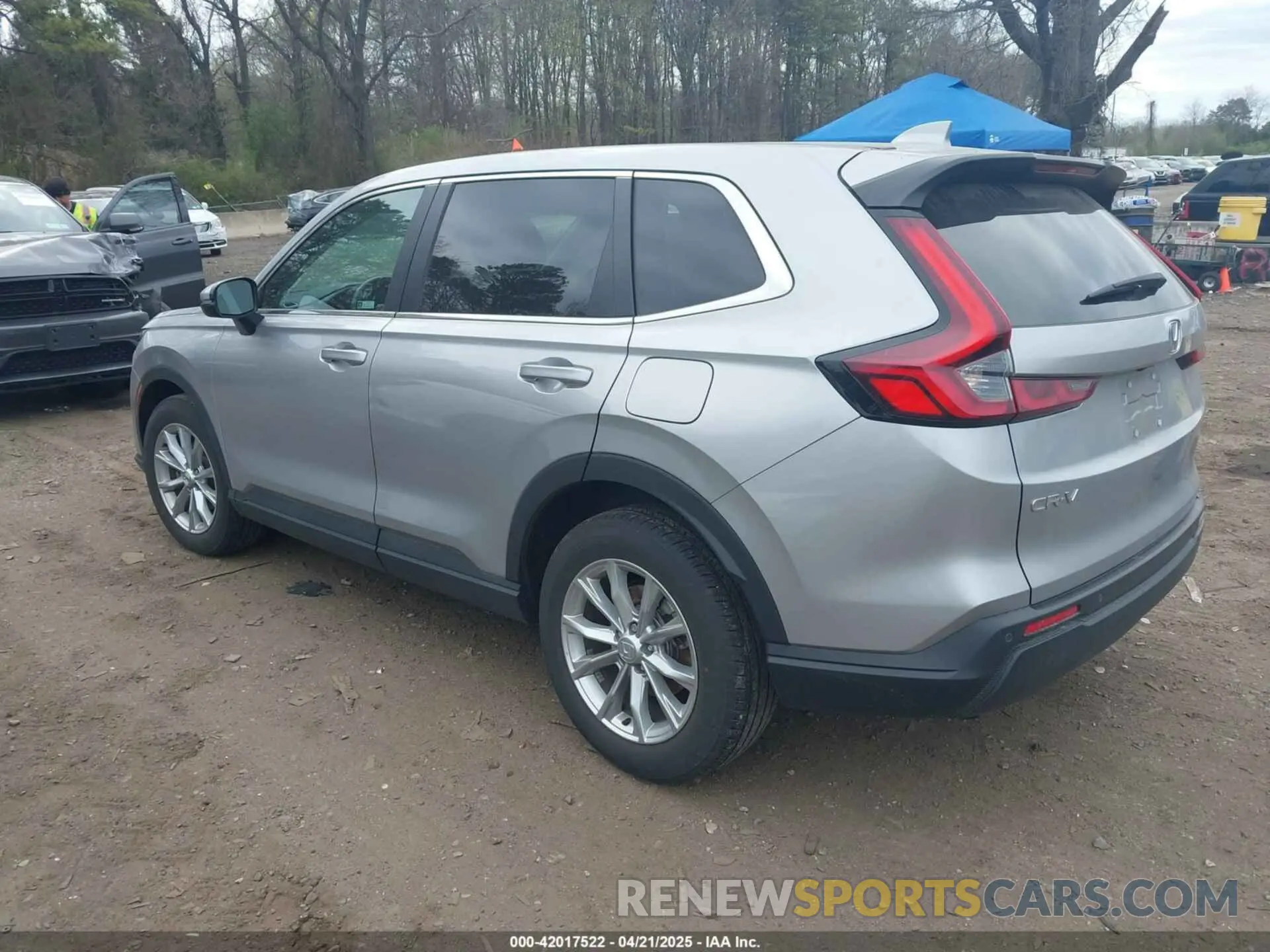 3 Photograph of a damaged car 2HKRS4H76RH468230 HONDA CR-V 2024