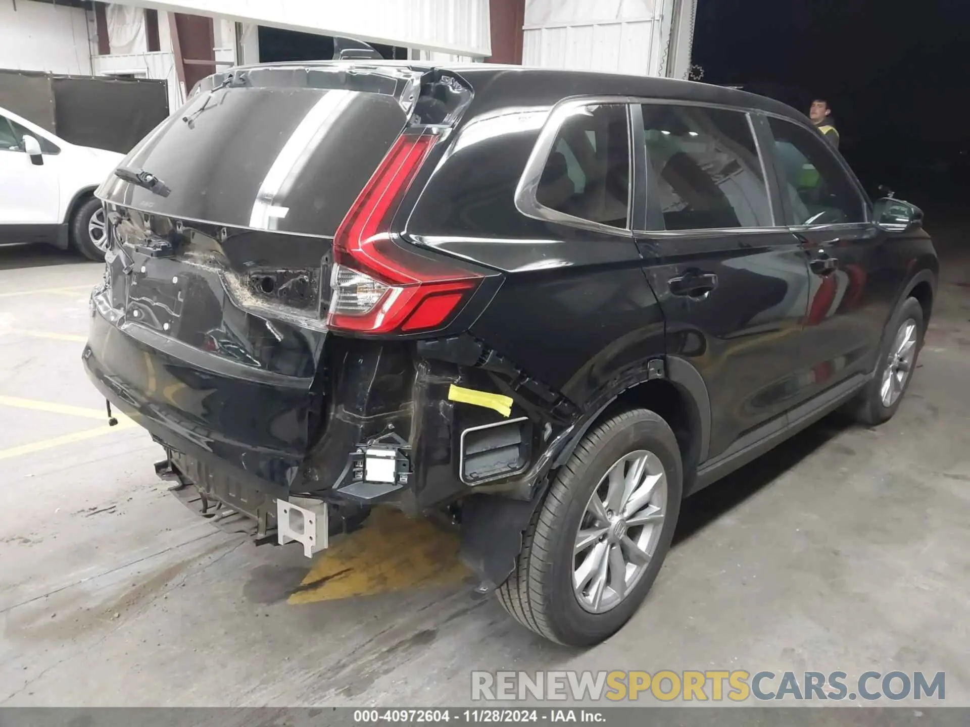 4 Photograph of a damaged car 2HKRS4H77RH431168 HONDA CR-V 2024