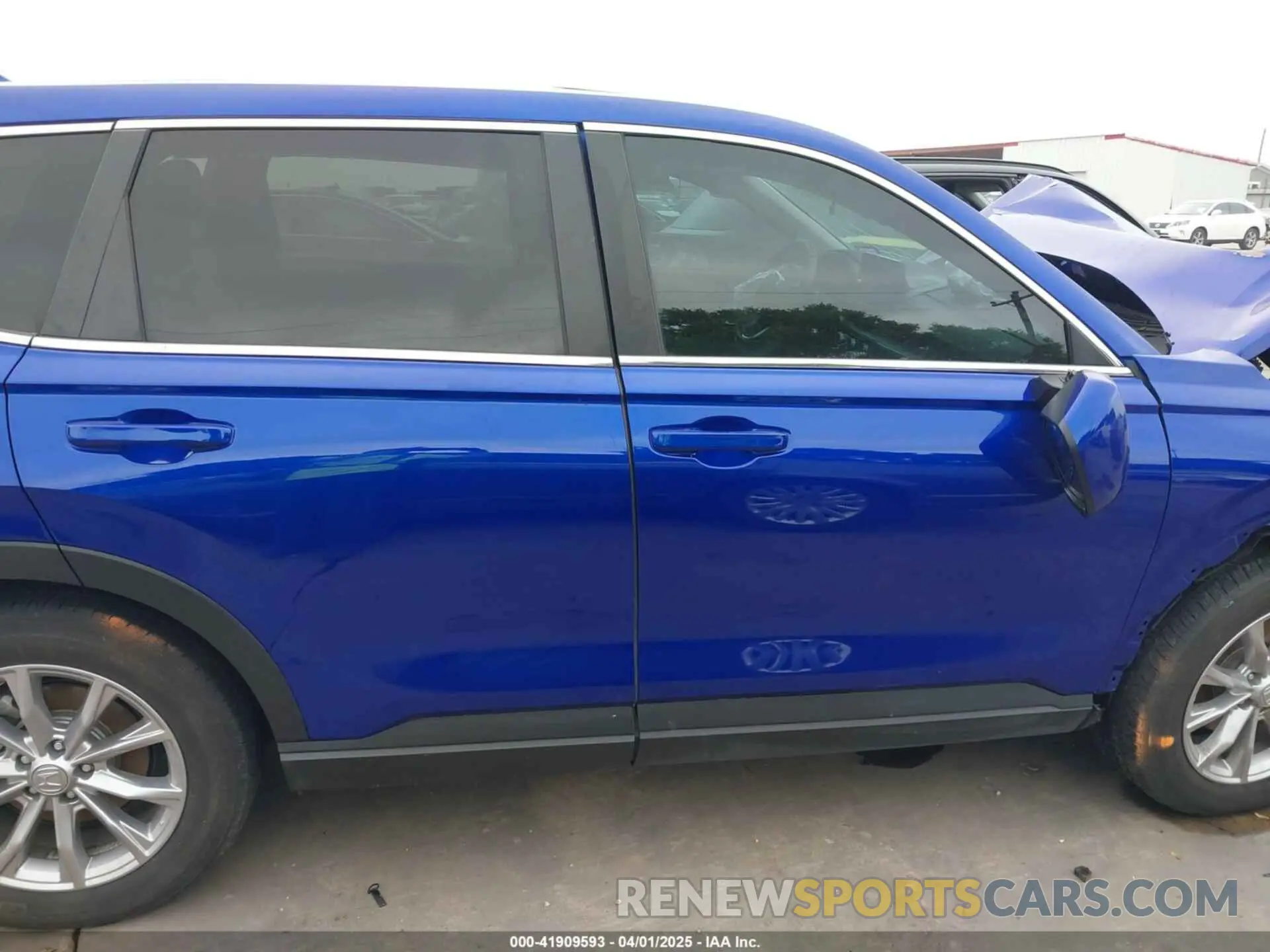 13 Photograph of a damaged car 2HKRS4H78RH459237 HONDA CR-V 2024