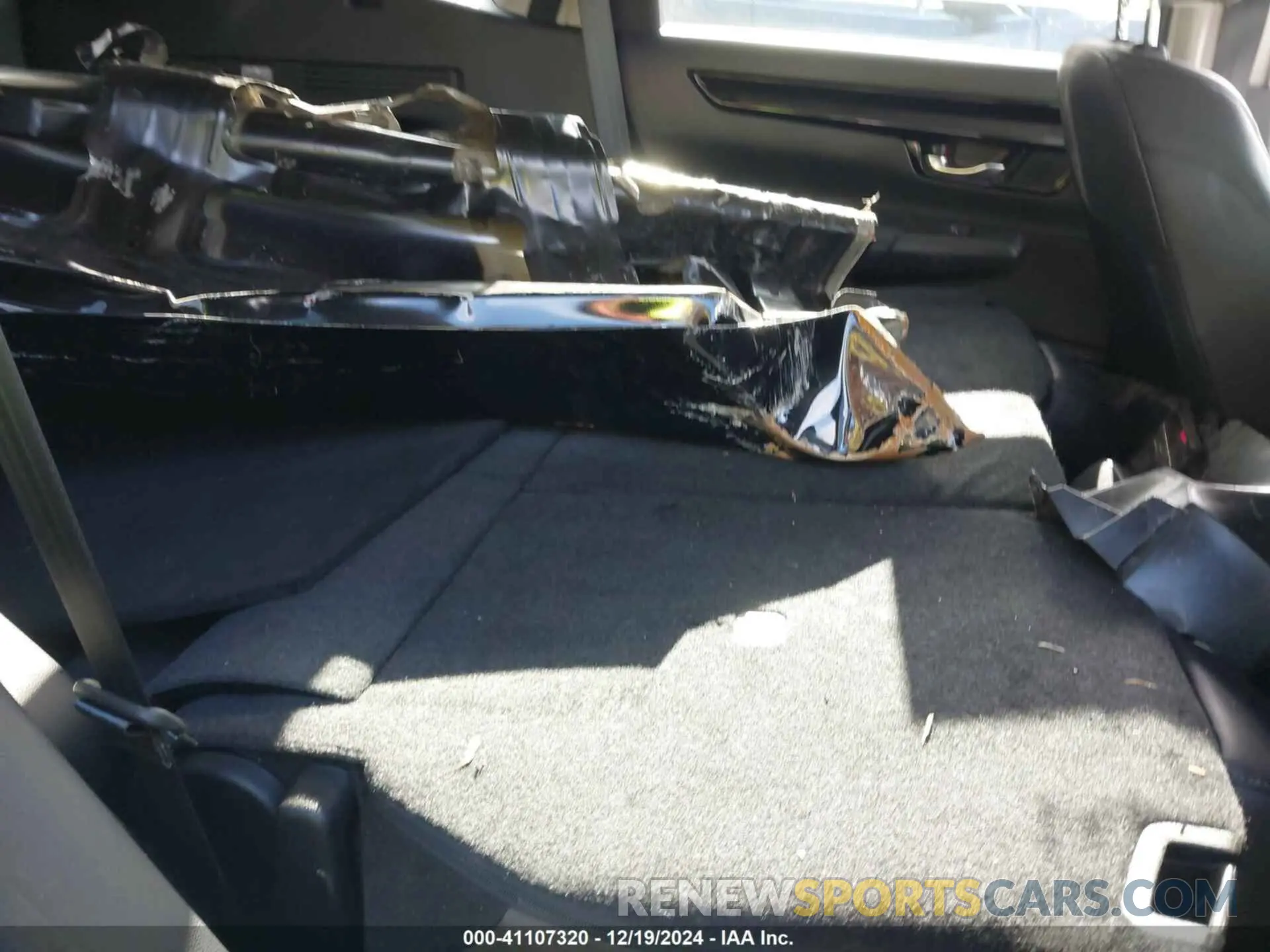 8 Photograph of a damaged car 2HKRS4H78RH486003 HONDA CR-V 2024