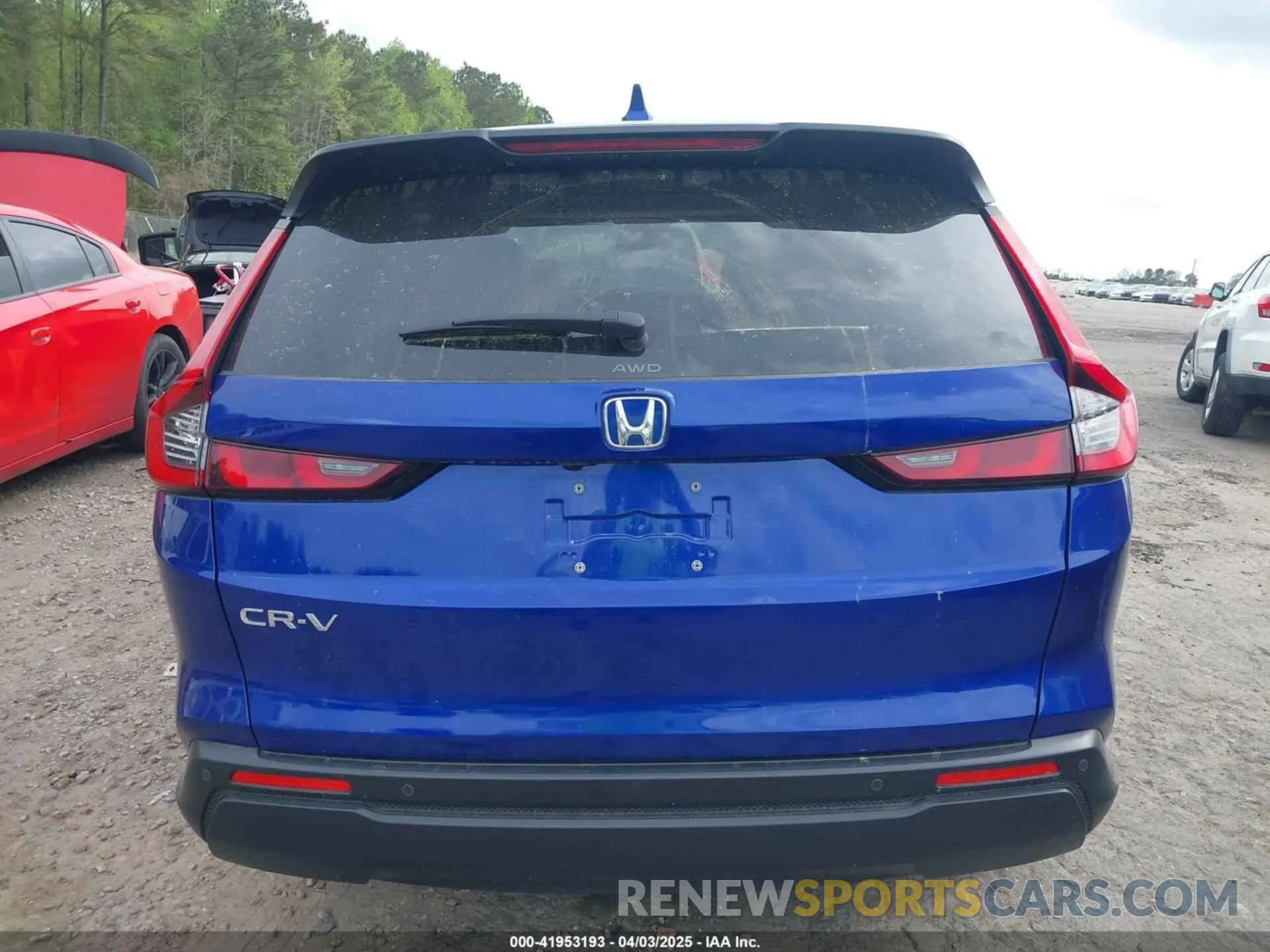 16 Photograph of a damaged car 2HKRS4H79RH450742 HONDA CR-V 2024