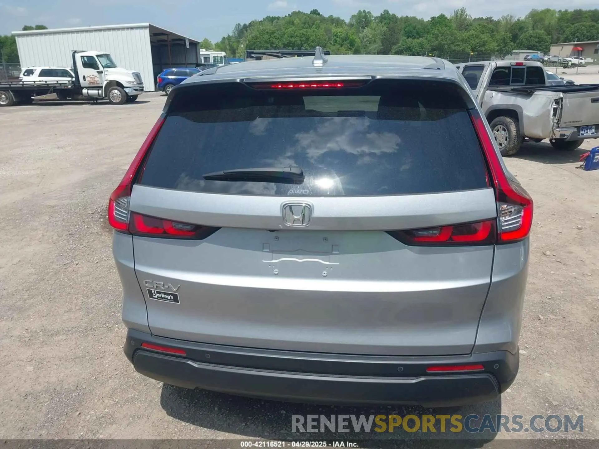 16 Photograph of a damaged car 2HKRS4H7XRH424151 HONDA CR-V 2024