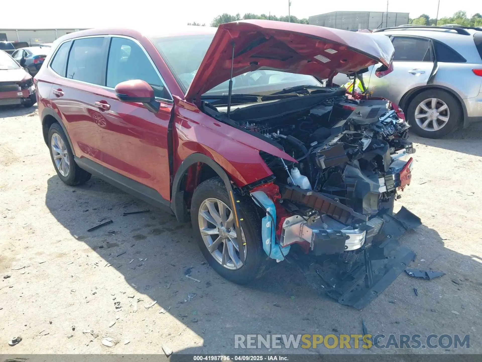 1 Photograph of a damaged car 2HKRS4H7XRH424540 HONDA CR-V 2024