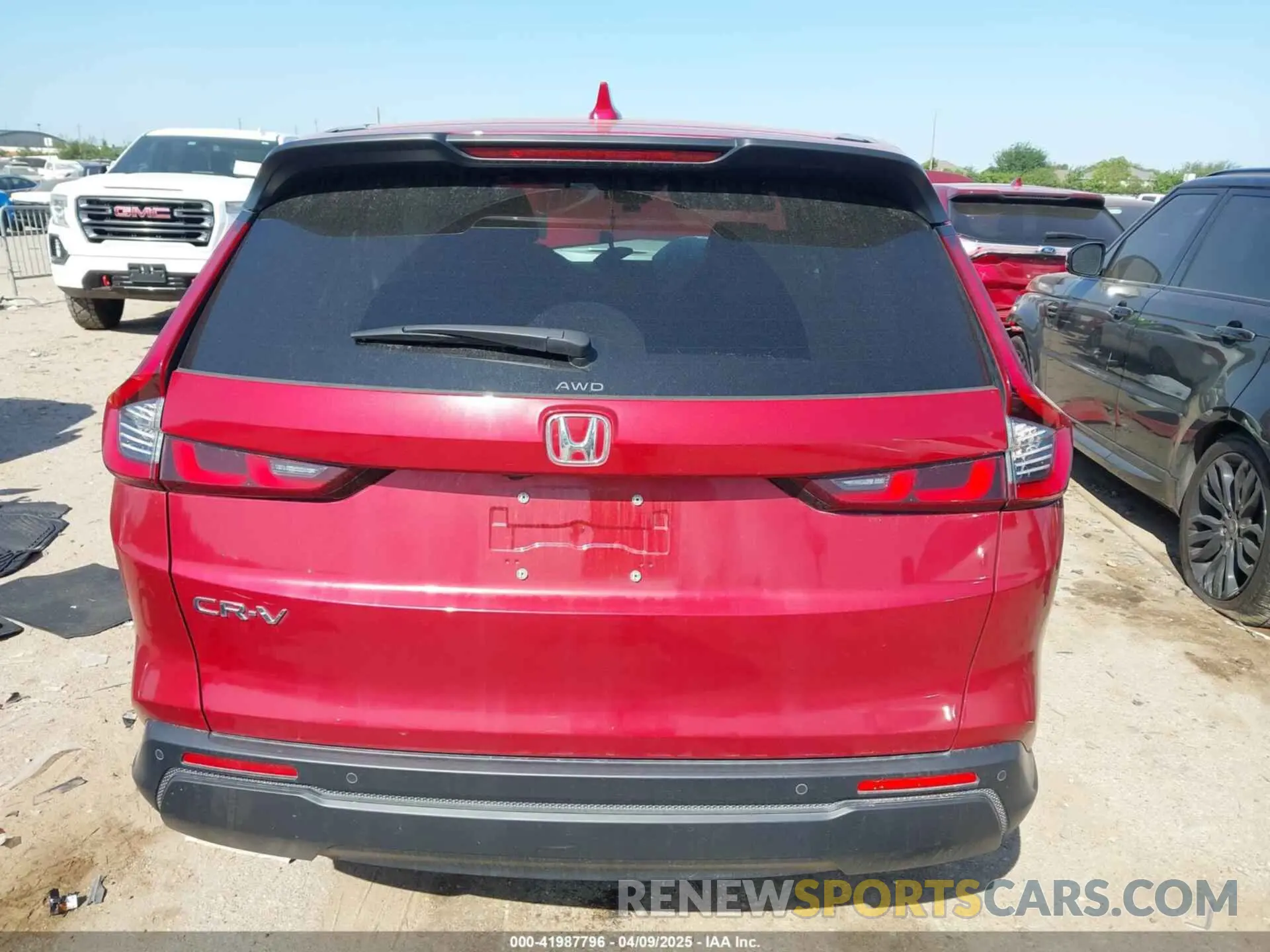 16 Photograph of a damaged car 2HKRS4H7XRH424540 HONDA CR-V 2024