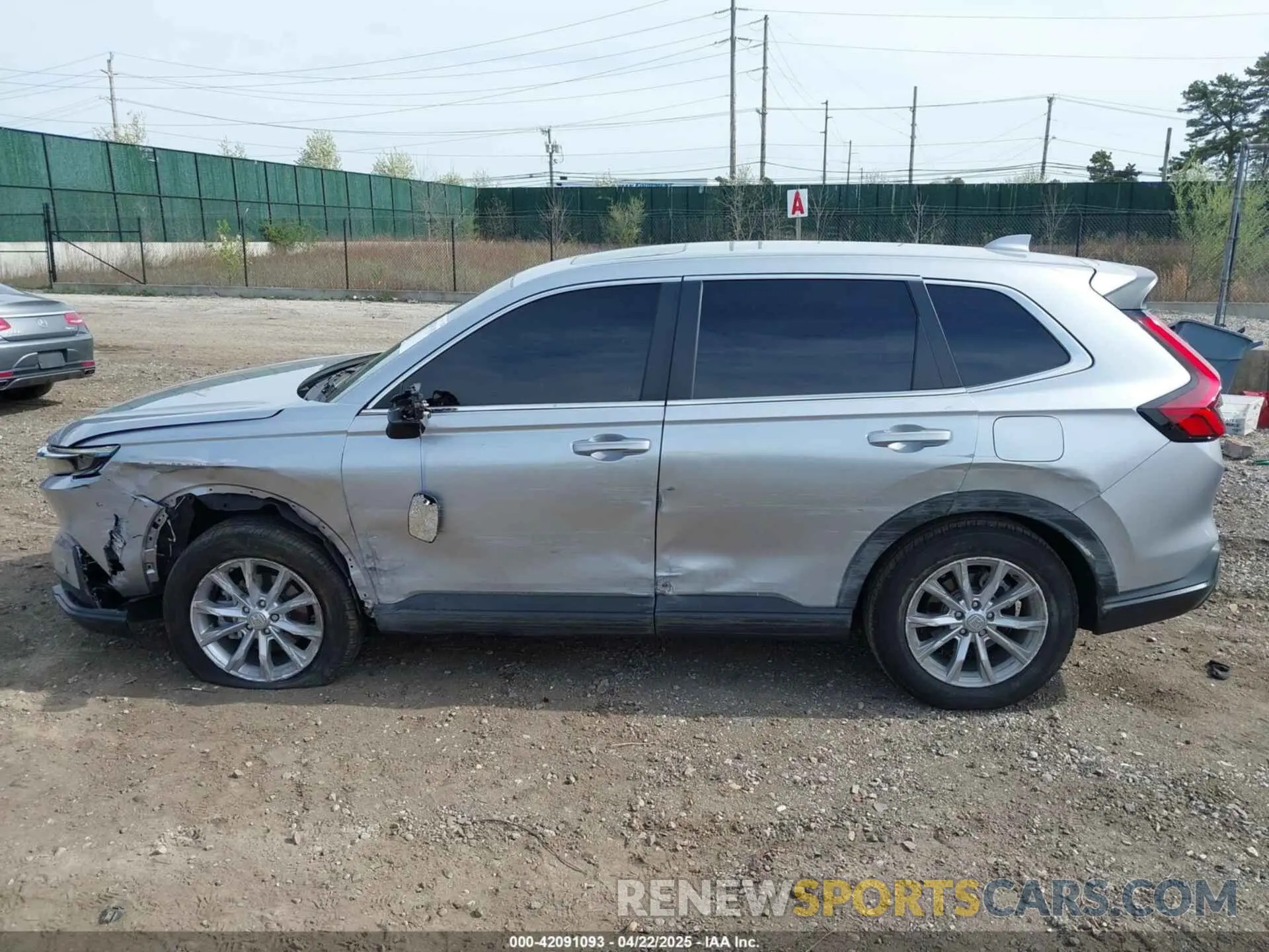 14 Photograph of a damaged car 2HKRS4H7XRH464844 HONDA CR-V 2024