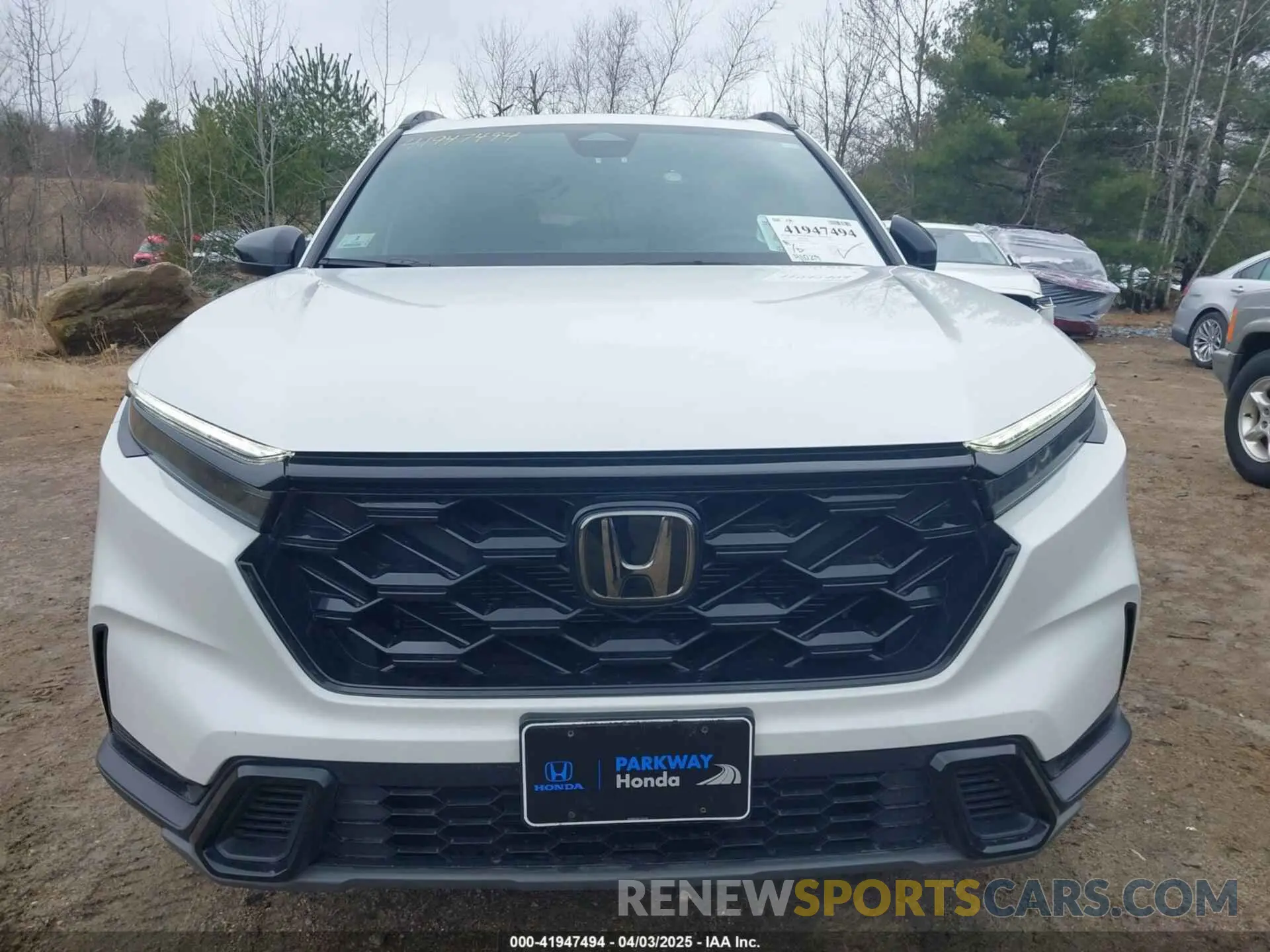 12 Photograph of a damaged car 2HKRS6H53RH808248 HONDA CR-V 2024