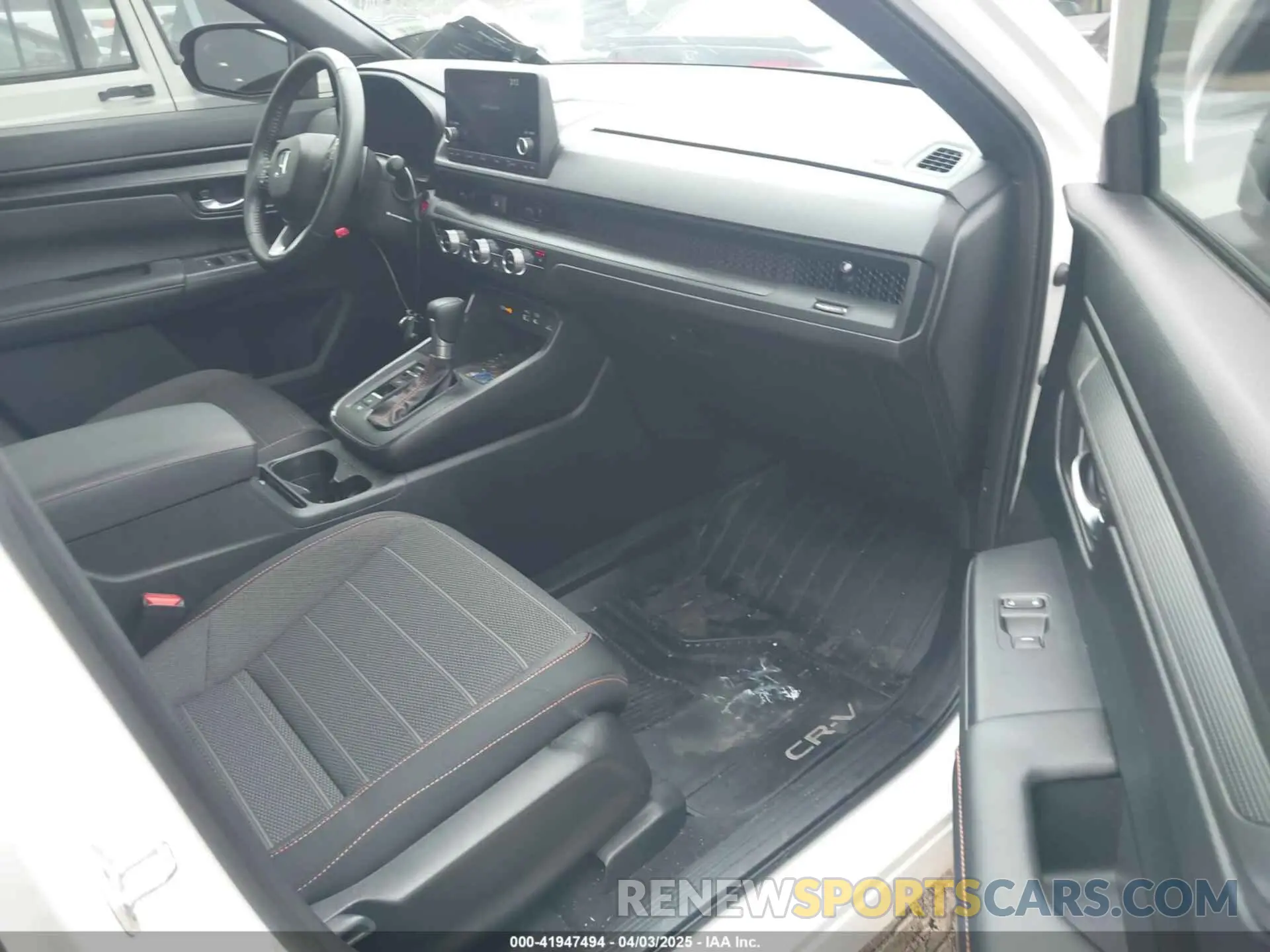 5 Photograph of a damaged car 2HKRS6H53RH808248 HONDA CR-V 2024