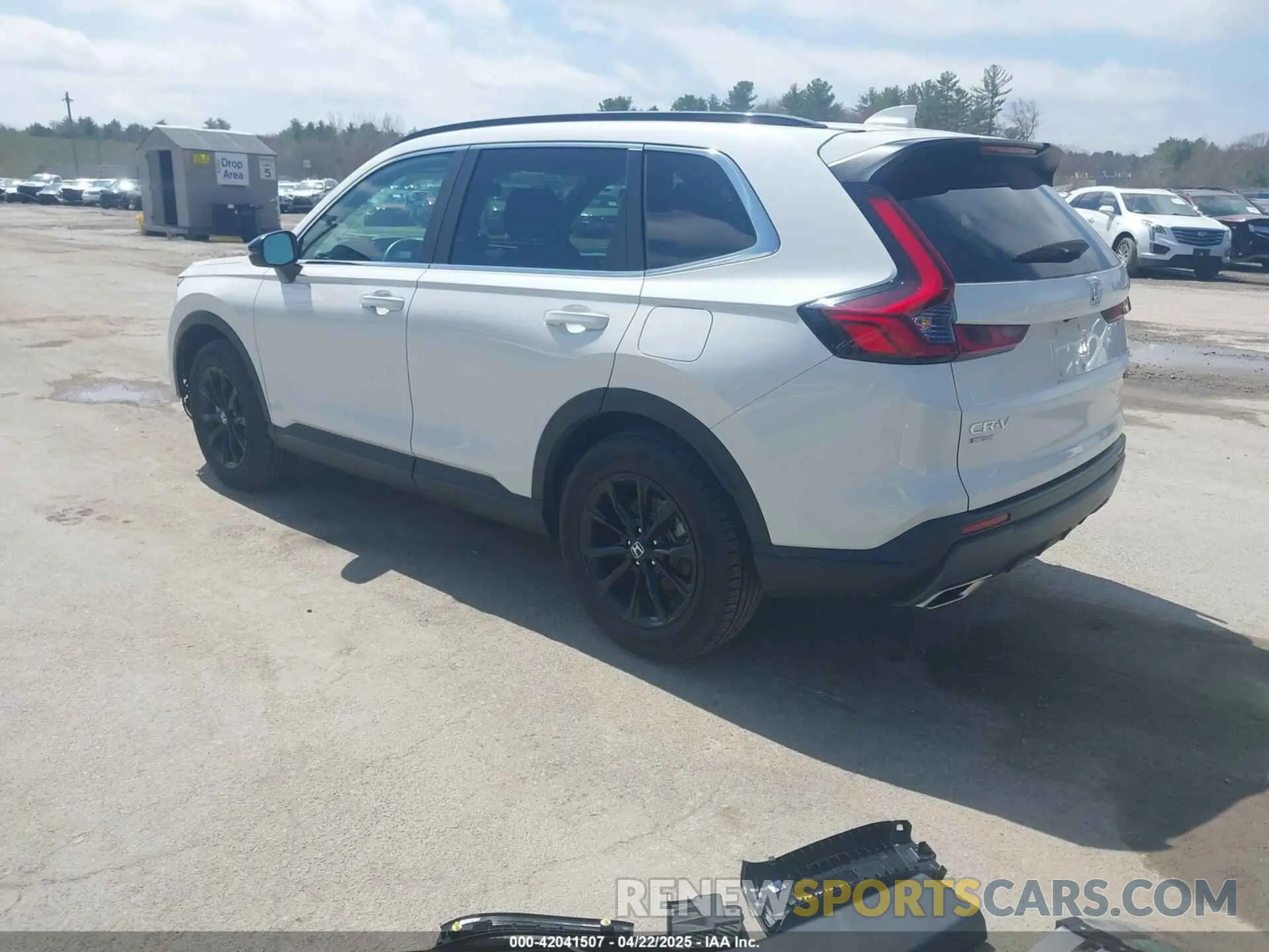 3 Photograph of a damaged car 2HKRS6H54RH813443 HONDA CR-V 2024