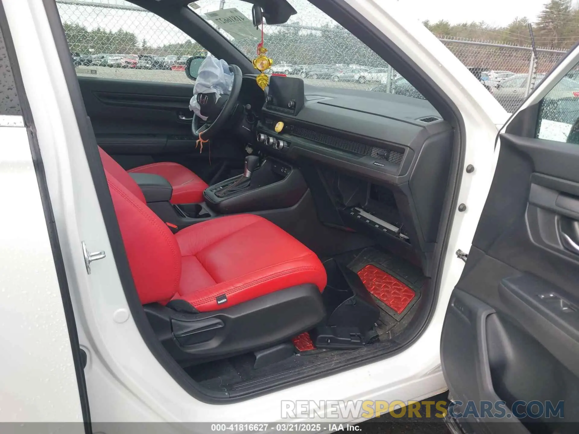 5 Photograph of a damaged car 2HKRS6H56RH803903 HONDA CR-V 2024