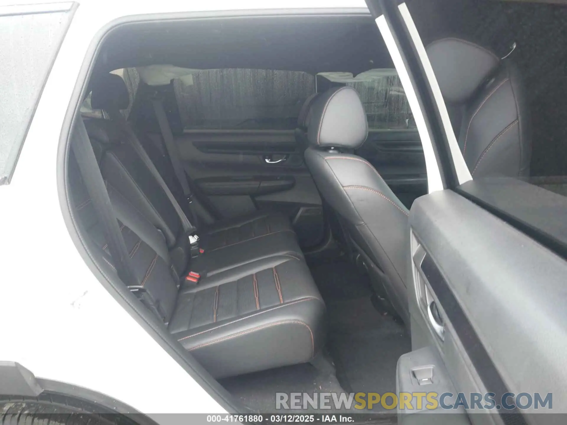 8 Photograph of a damaged car 2HKRS6H81RH808288 HONDA CR-V 2024