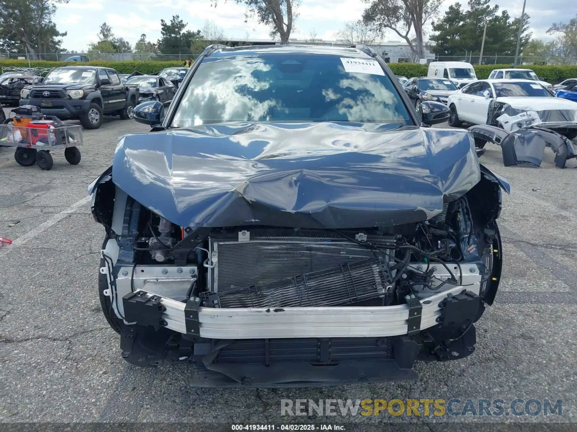 13 Photograph of a damaged car 2HKRS6H83RH810298 HONDA CR-V 2024
