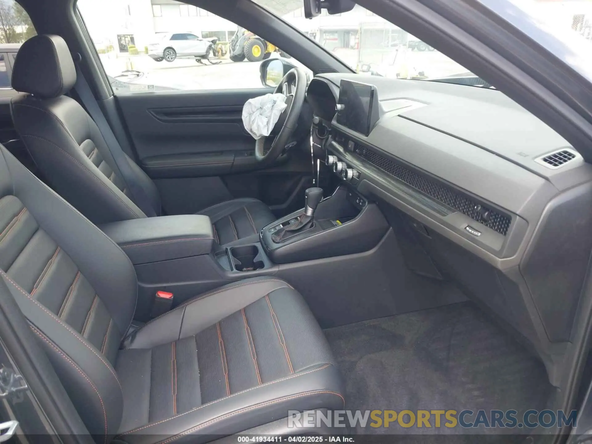 5 Photograph of a damaged car 2HKRS6H83RH810298 HONDA CR-V 2024
