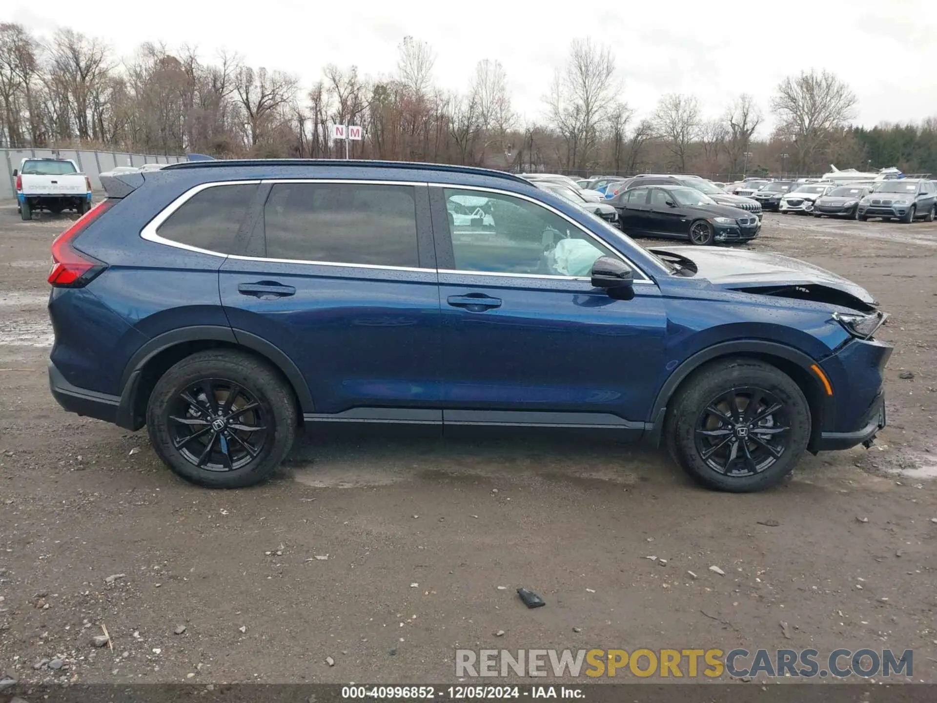 13 Photograph of a damaged car 2HKRS6H86RH806374 HONDA CR-V 2024