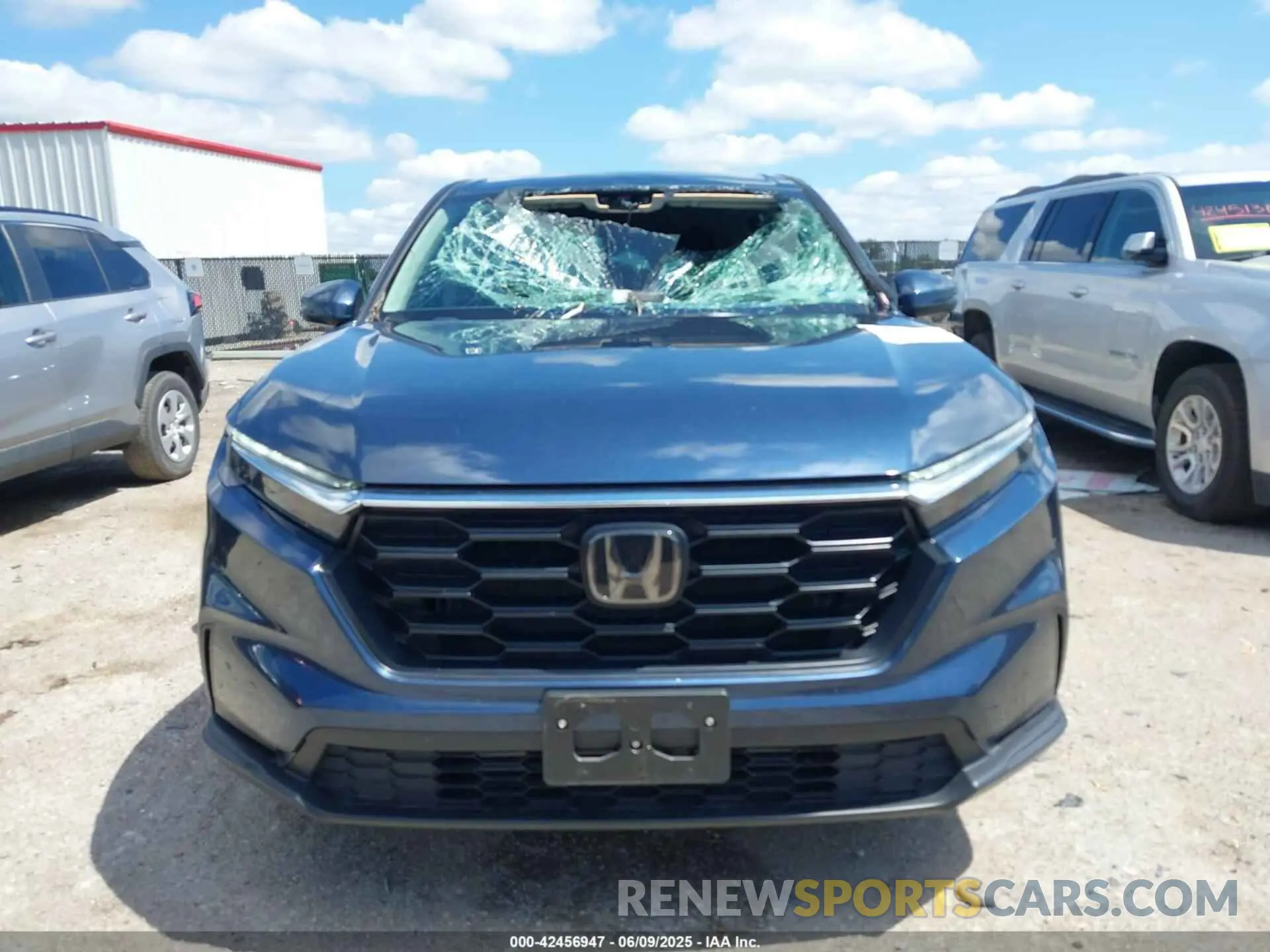 12 Photograph of a damaged car 5J6RS3H2XRL008556 HONDA CR-V 2024