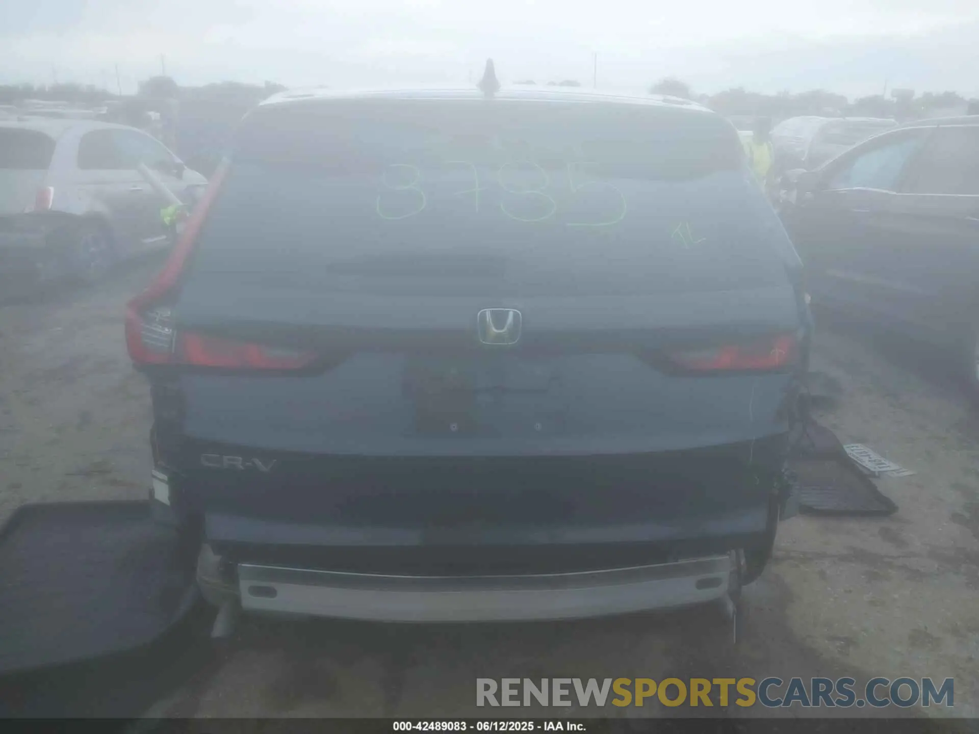 16 Photograph of a damaged car 5J6RS3H79RL009077 HONDA CR-V 2024